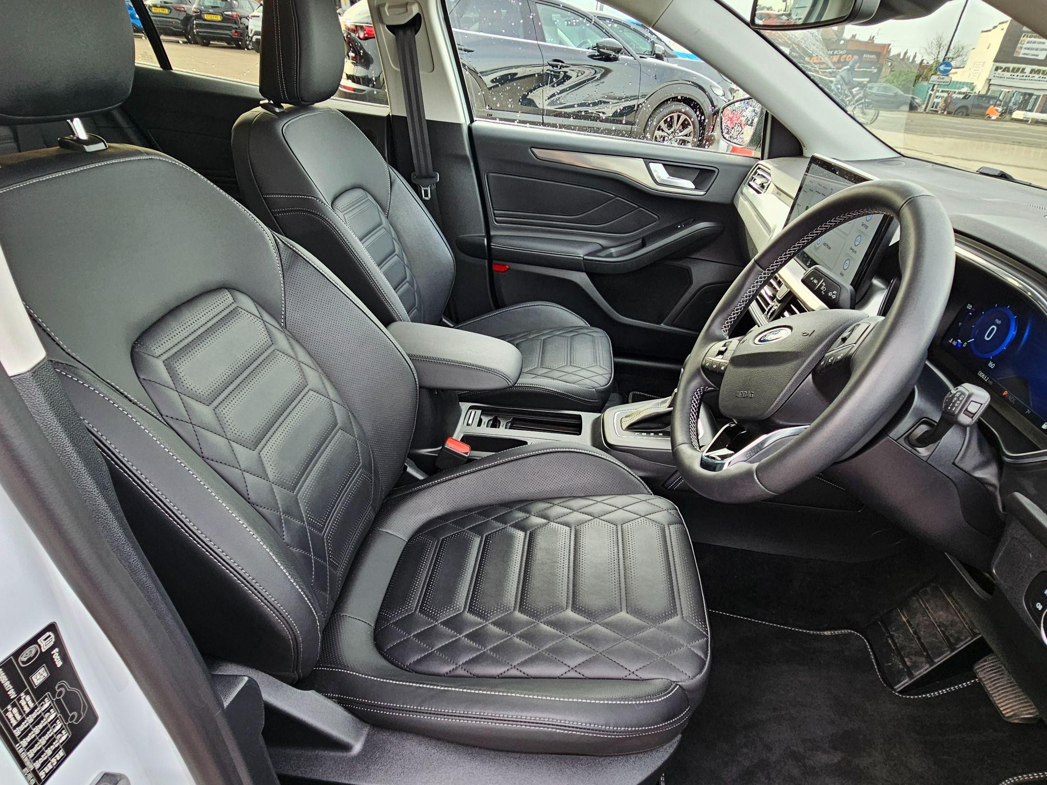 Ford Focus Image 9