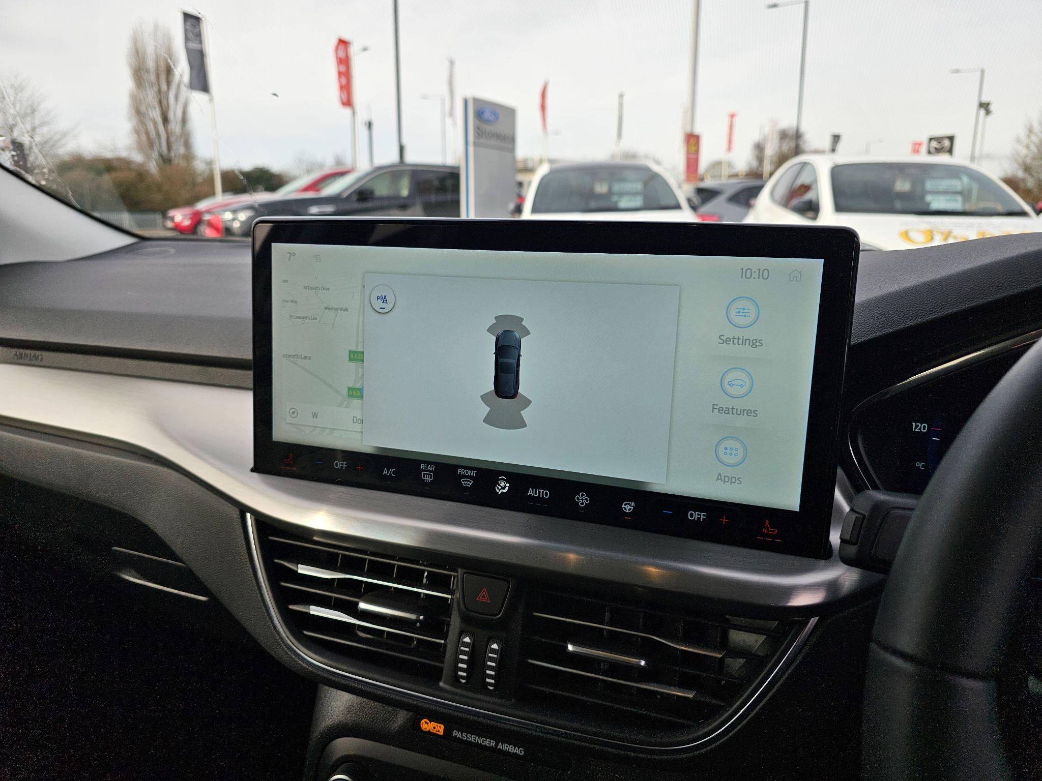 Ford Focus Image 13