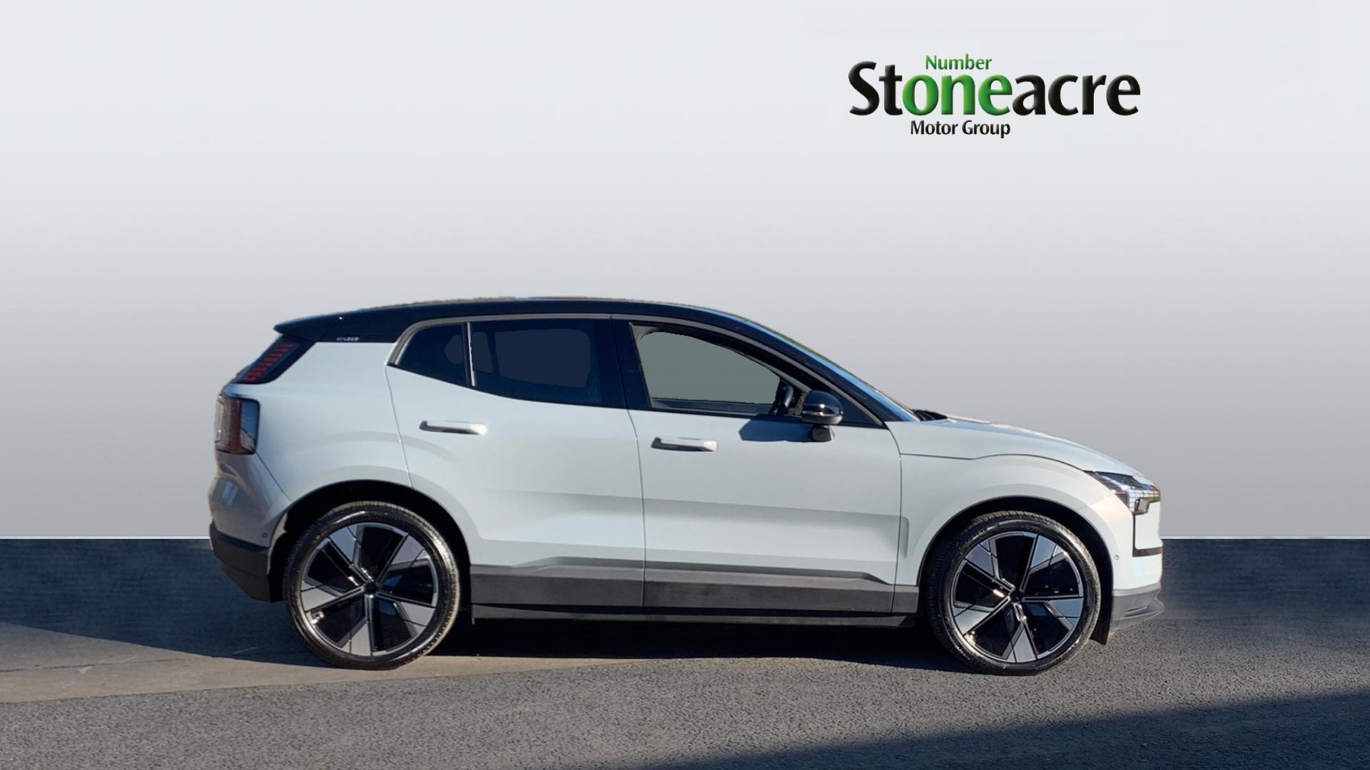 Volvo EX30 Image 3