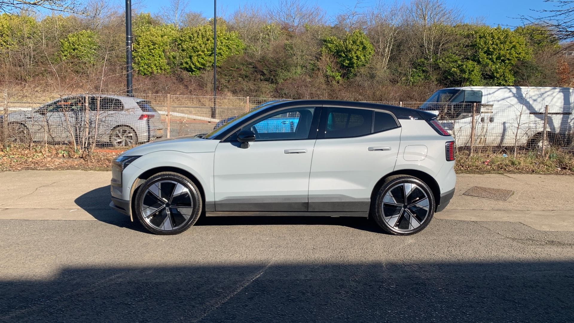 Volvo EX30 Image 8