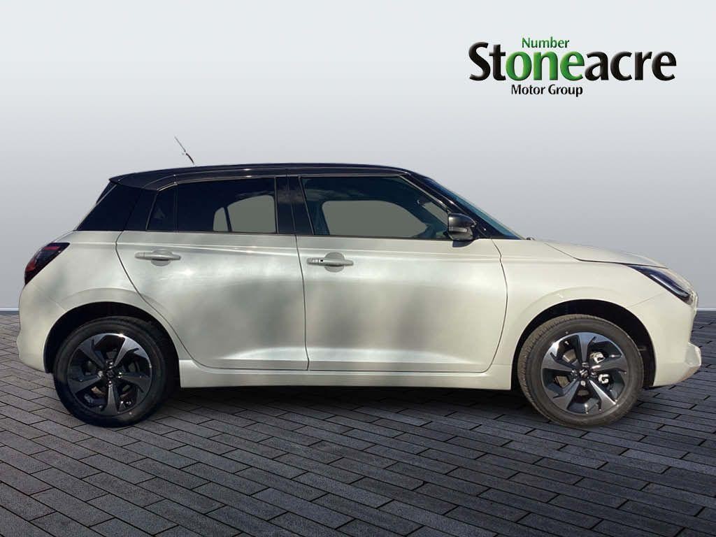 Suzuki Swift Image 4