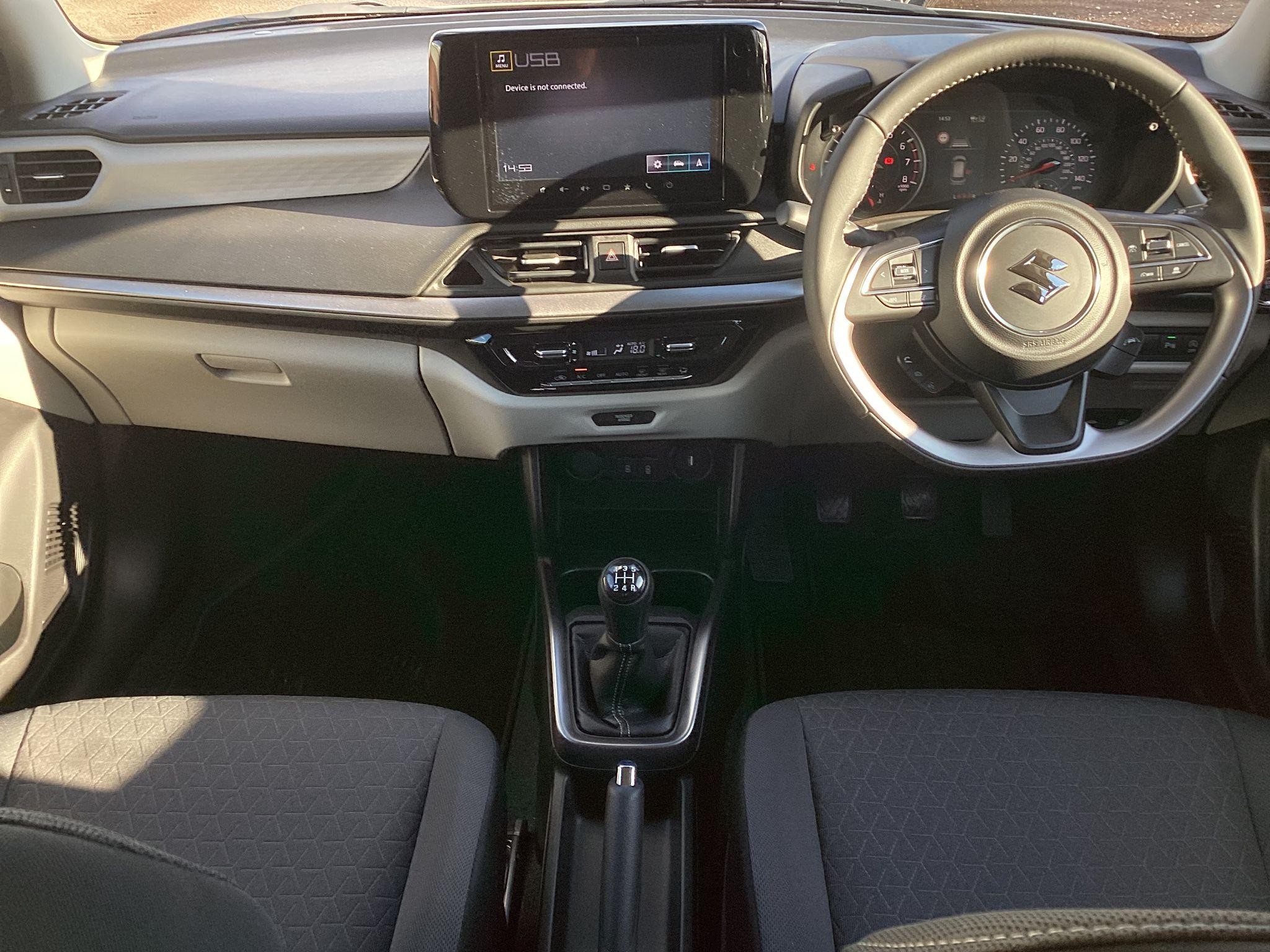Suzuki Swift Image 15