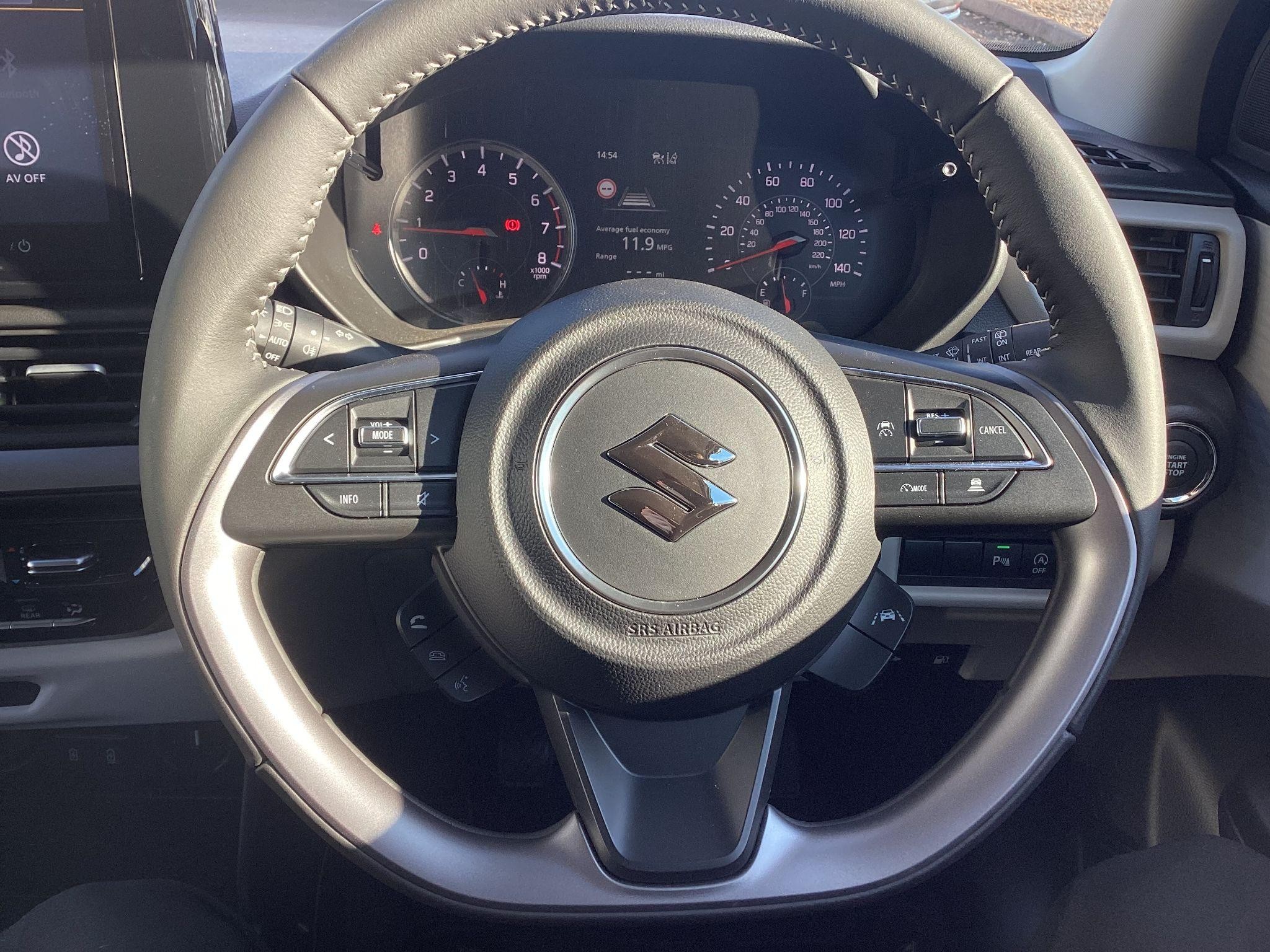Suzuki Swift Image 16