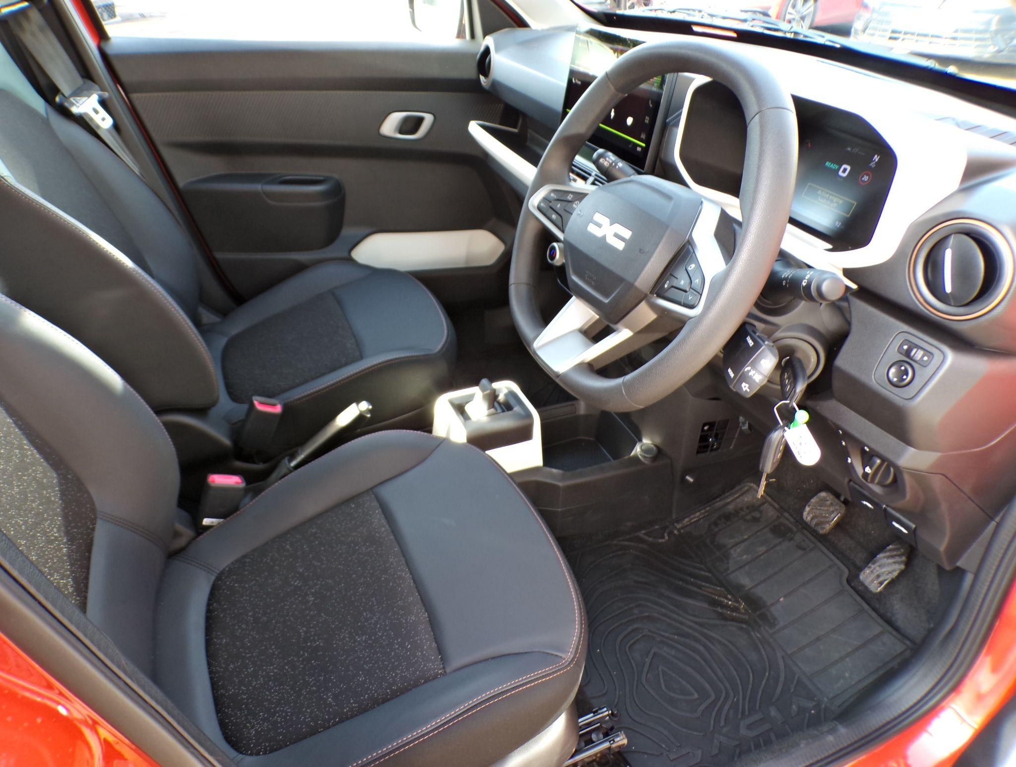 Dacia Spring Image 11