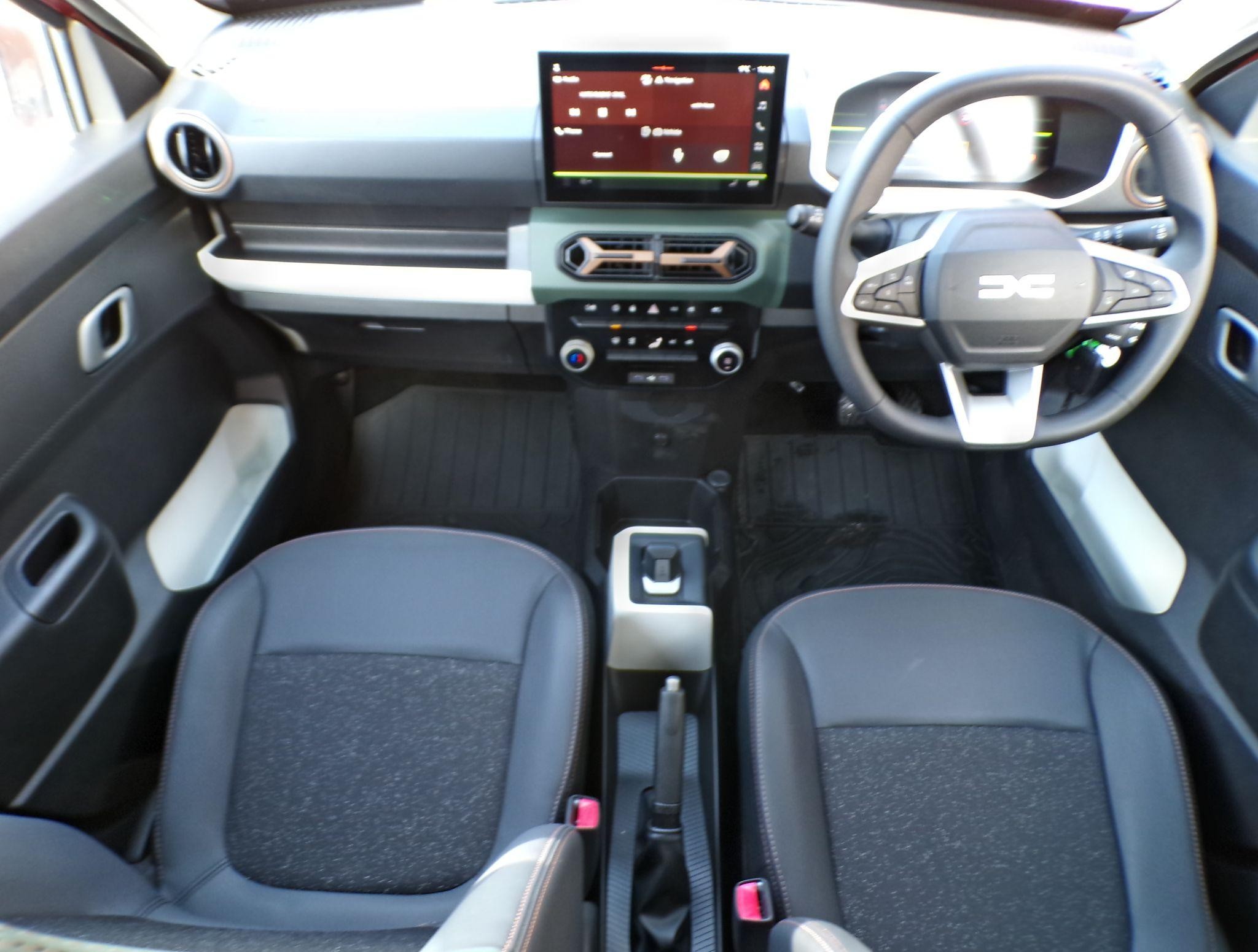 Dacia Spring Image 12