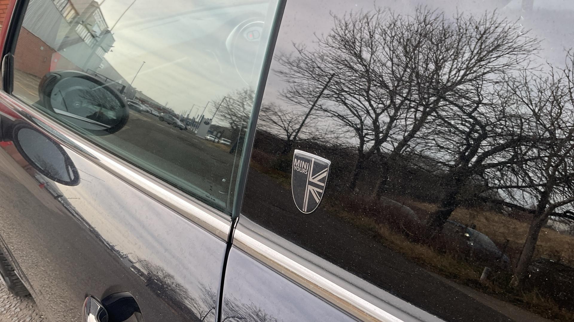MINI Hatch Image 10