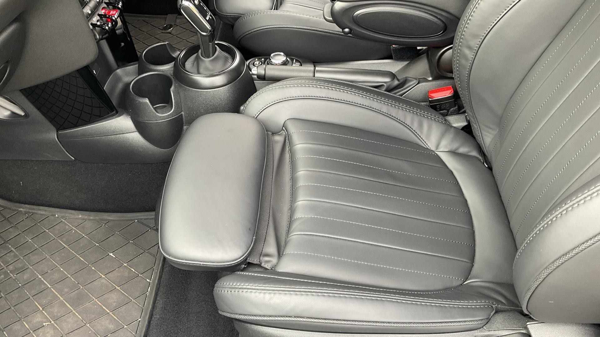 MINI Hatch Image 27