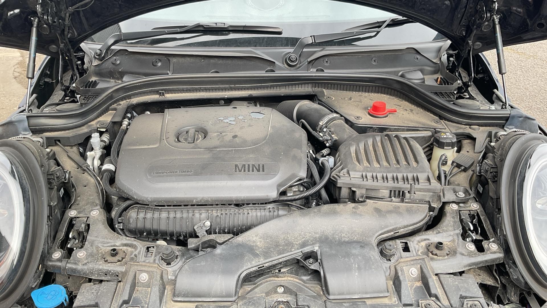 MINI Hatch Image 34