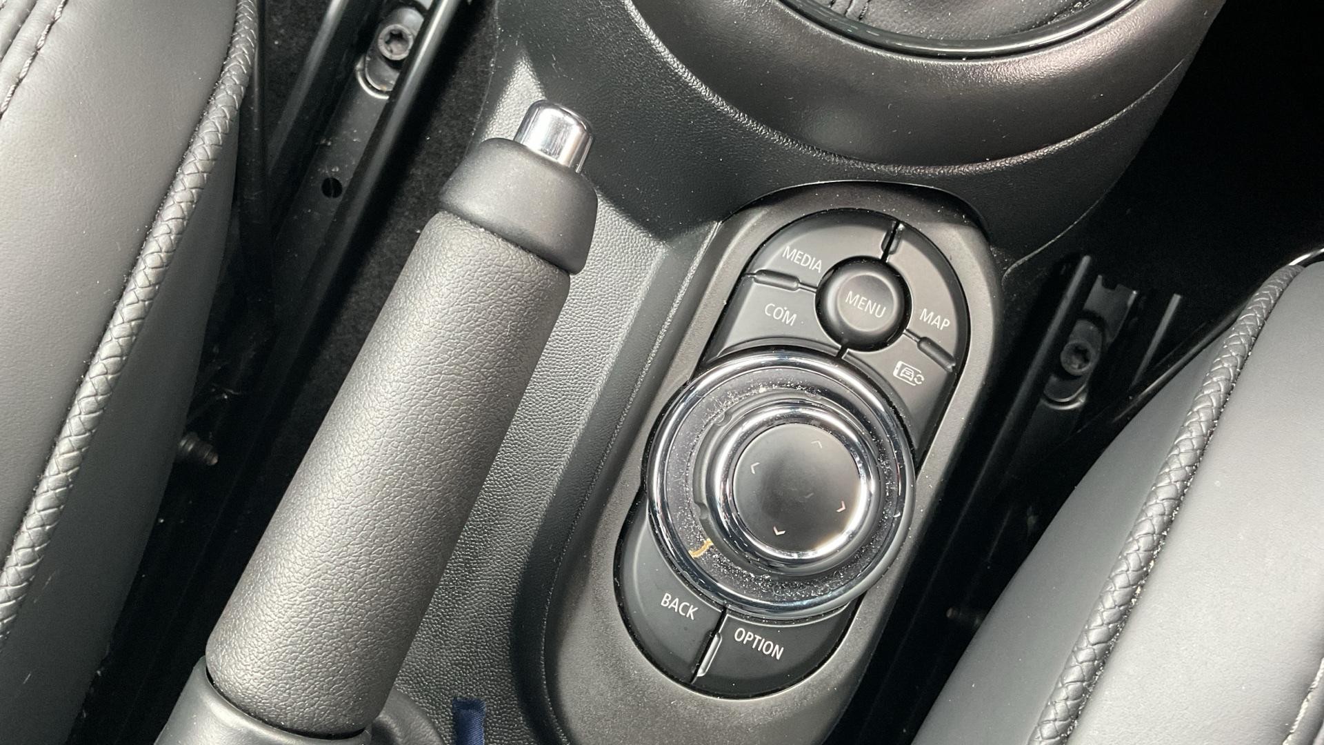 MINI Hatch Image 38