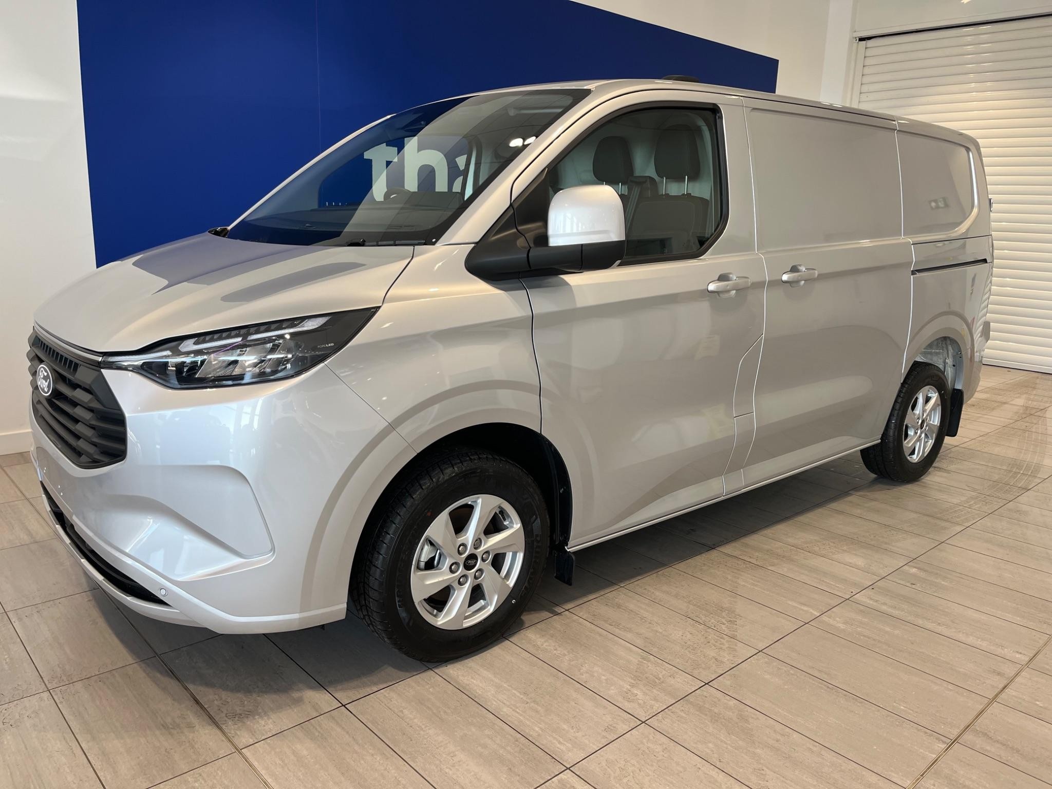 Ford Transit Custom Image 1