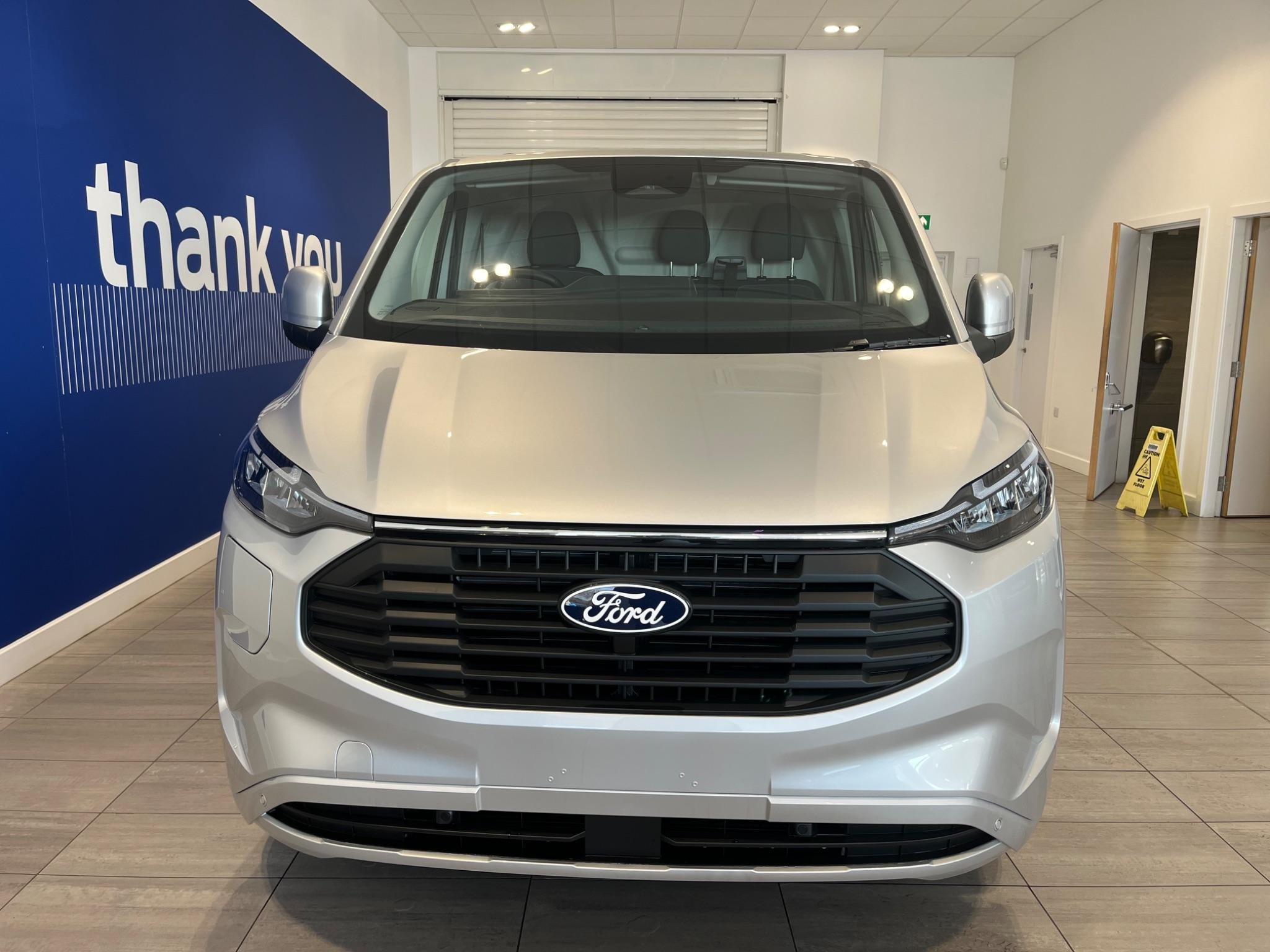 Ford Transit Custom Image 3