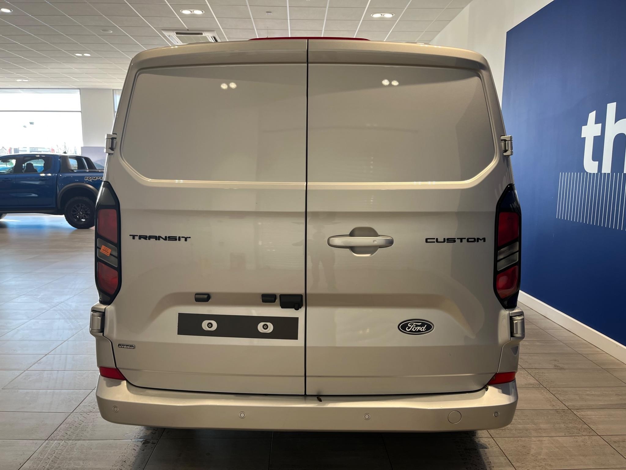 Ford Transit Custom Image 6