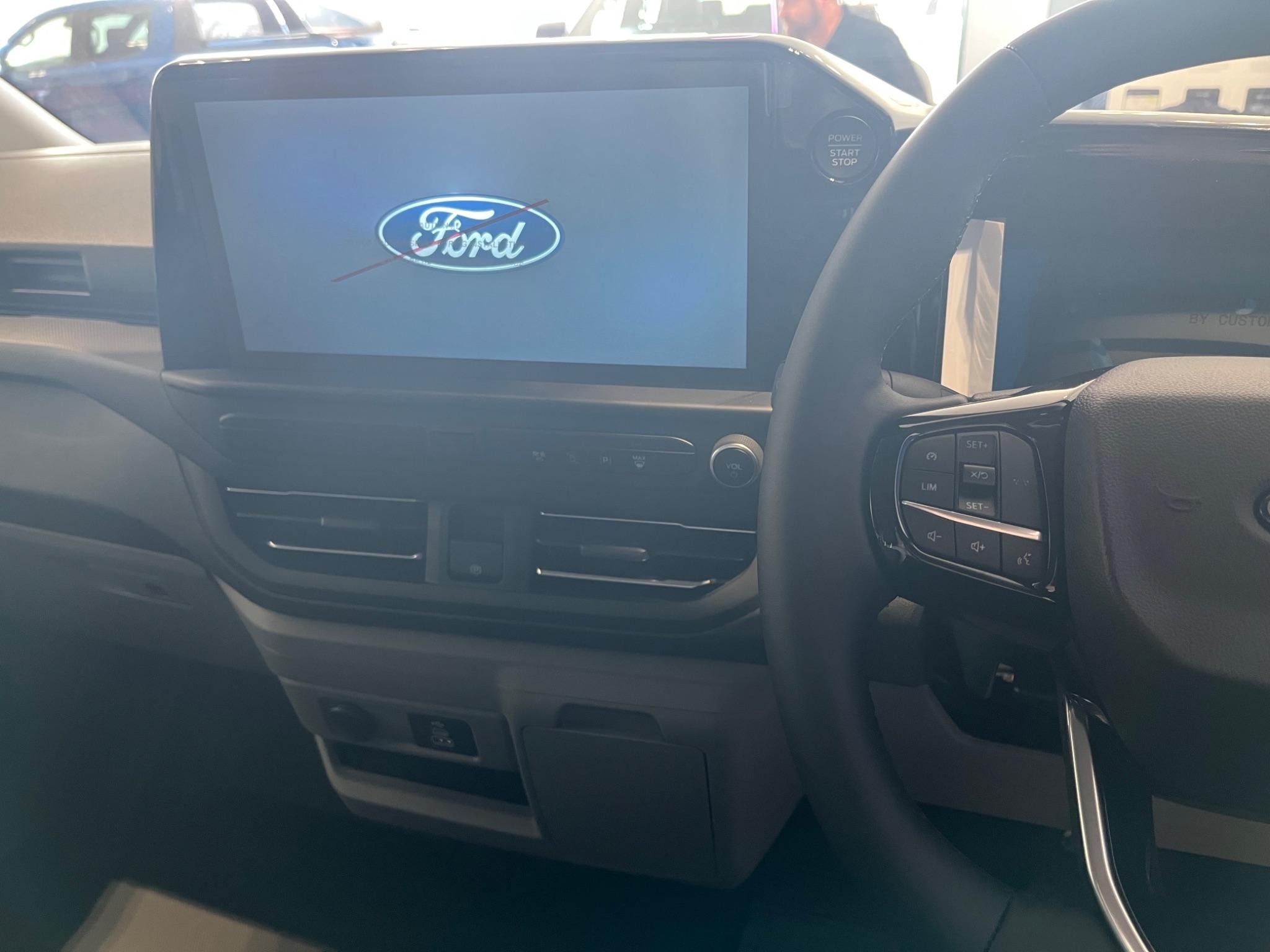 Ford Transit Custom Image 17