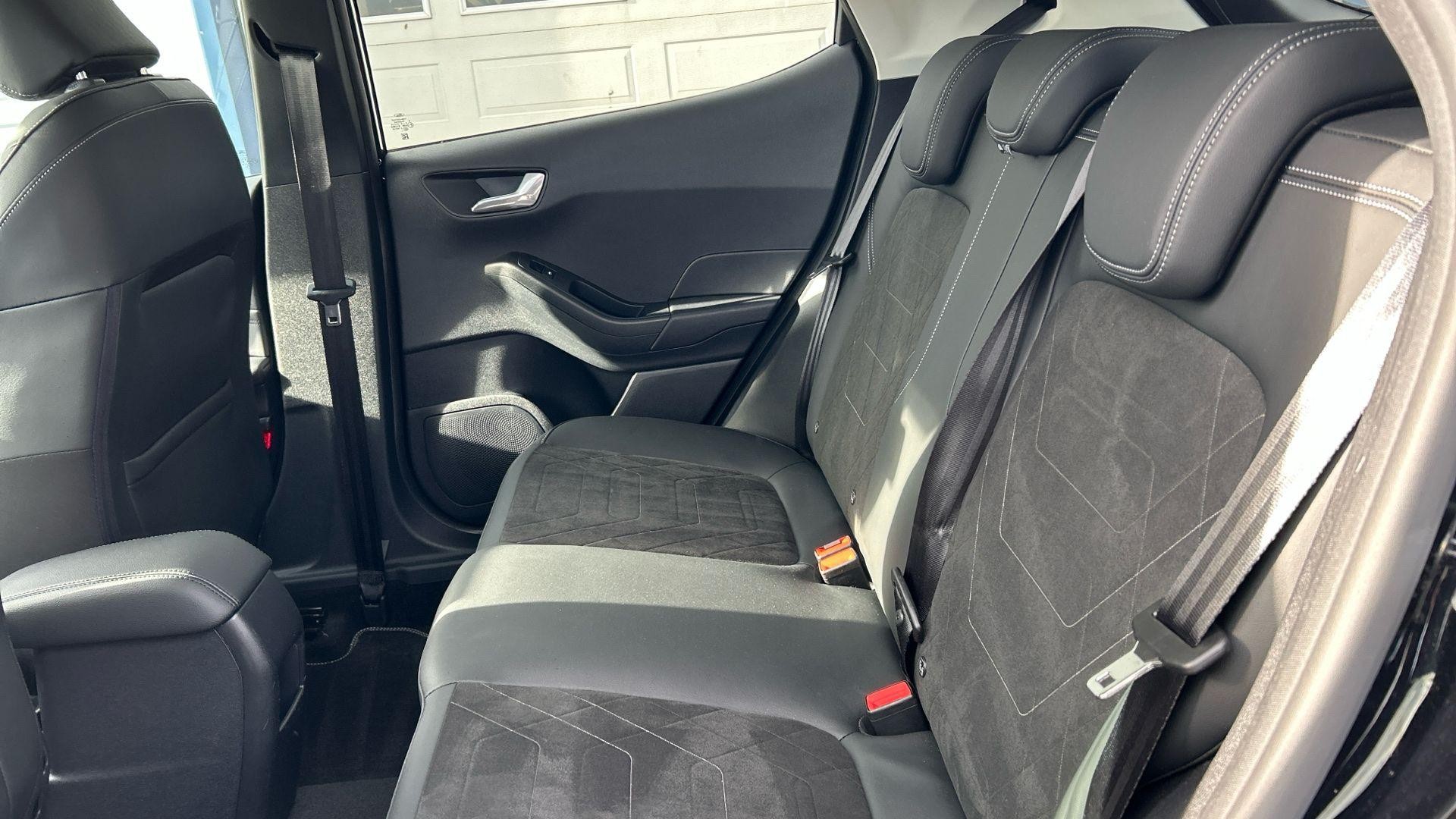 Ford Fiesta Image 17