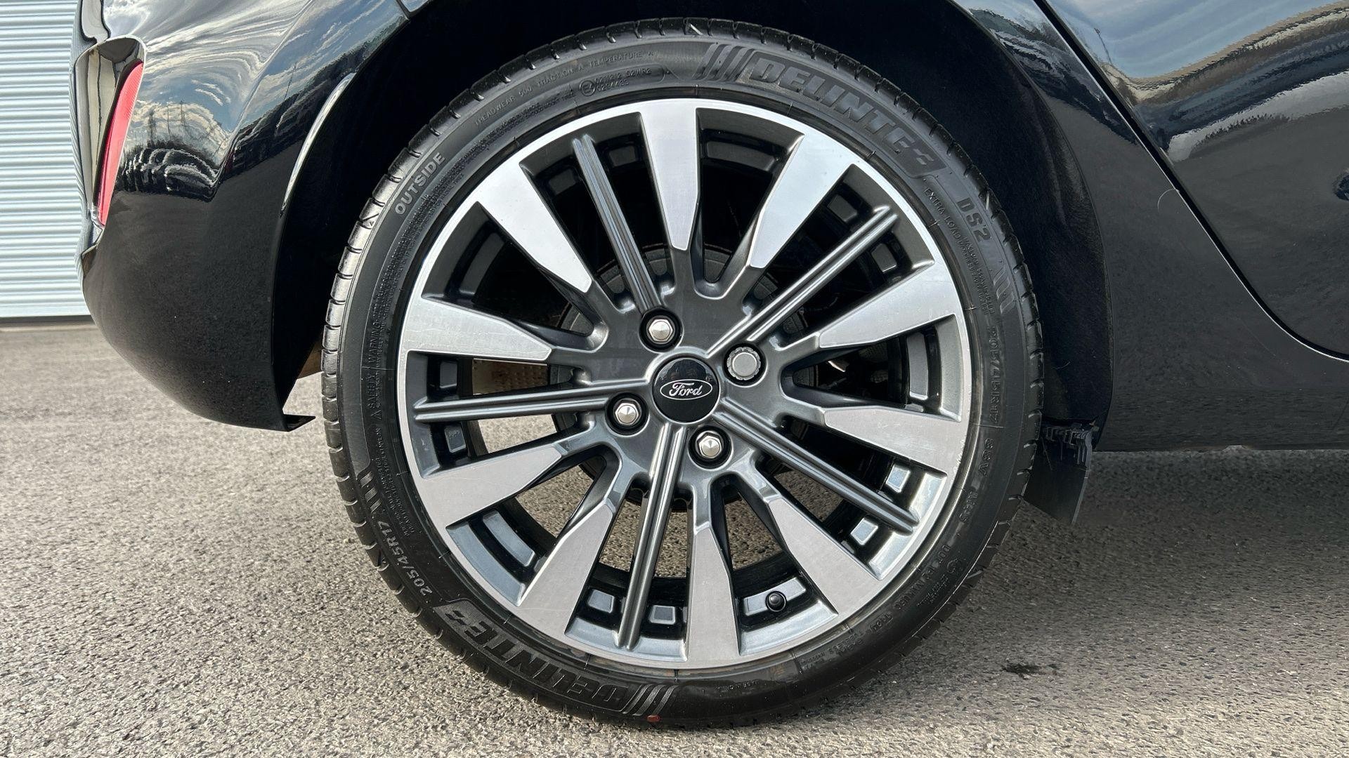 Ford Fiesta Image 19