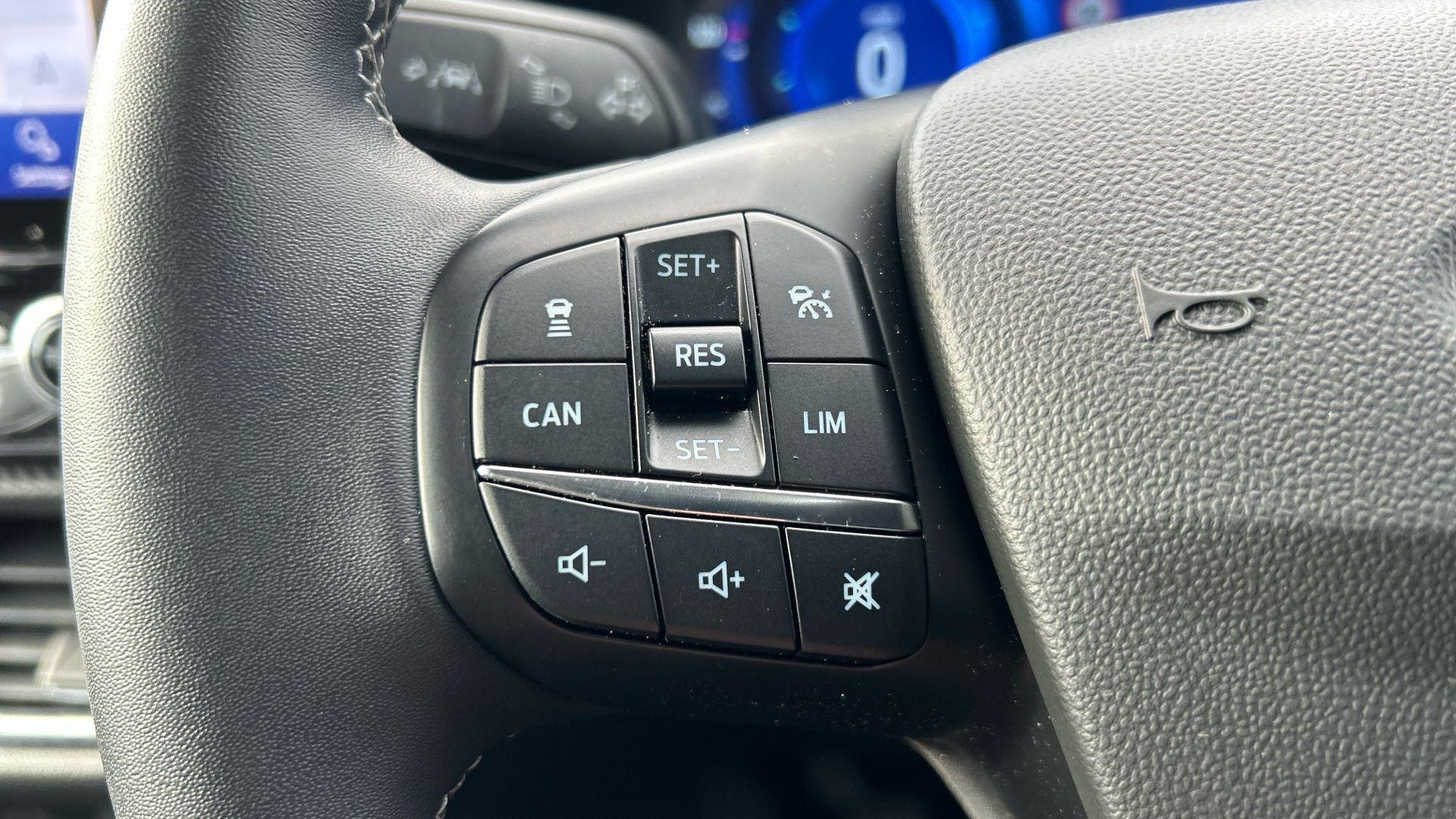 Ford Fiesta Image 38
