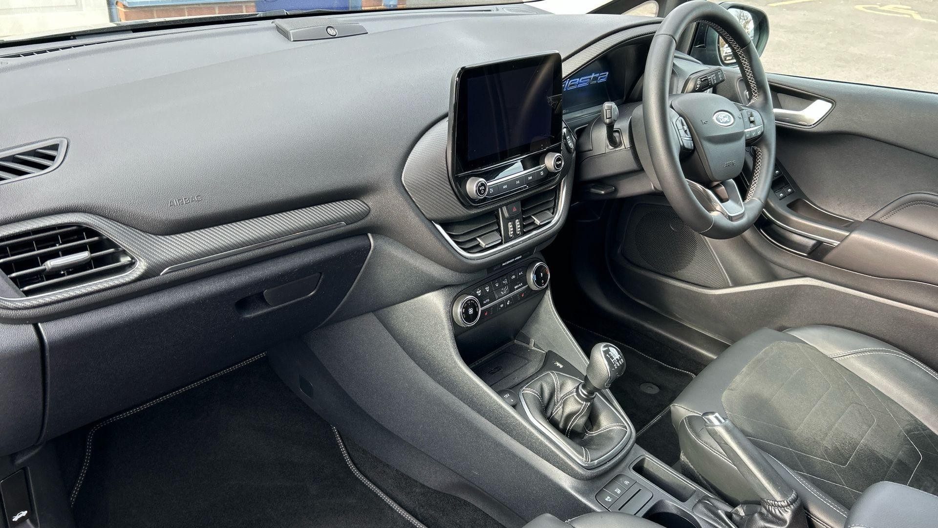 Ford Fiesta Image 46