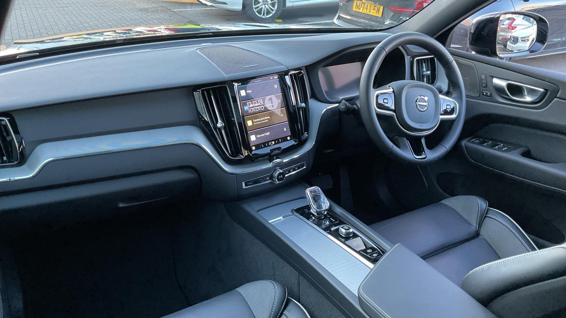 Volvo XC60 Image 4