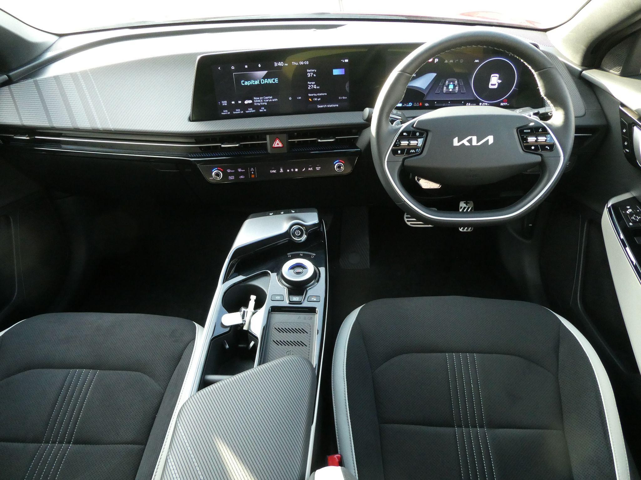 Kia EV6 Image 12