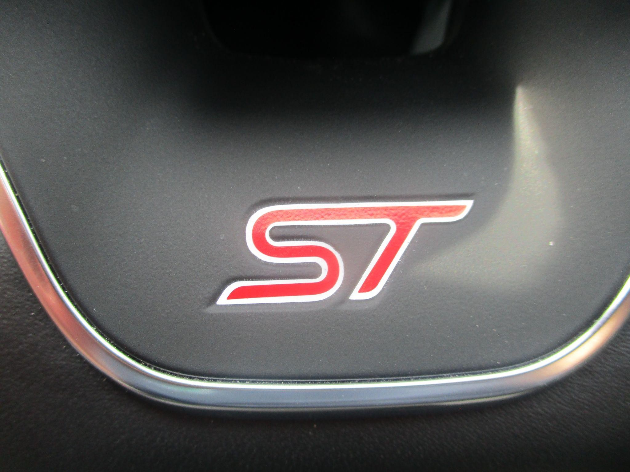 Ford Puma Image 16