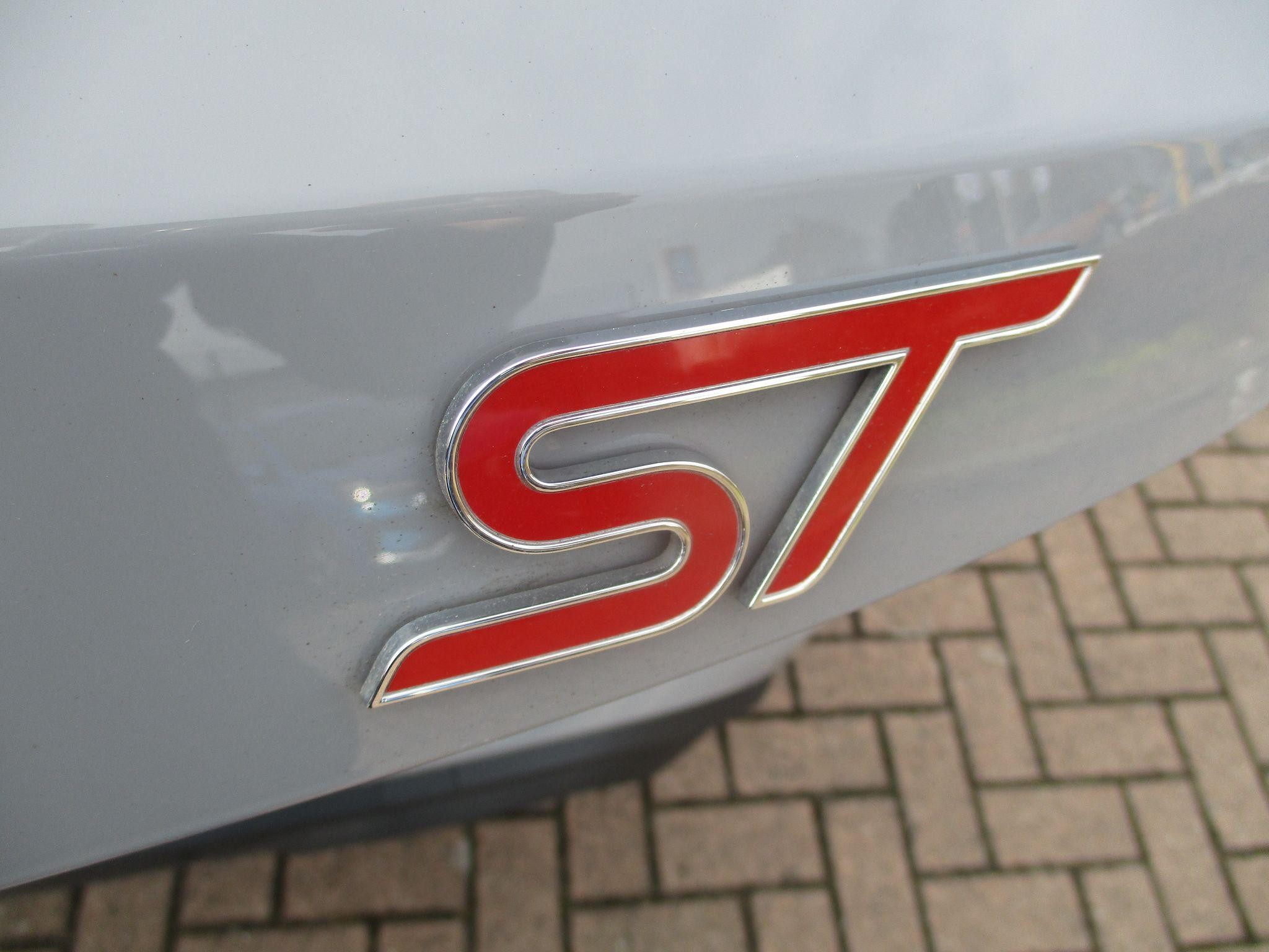 Ford Puma Image 23