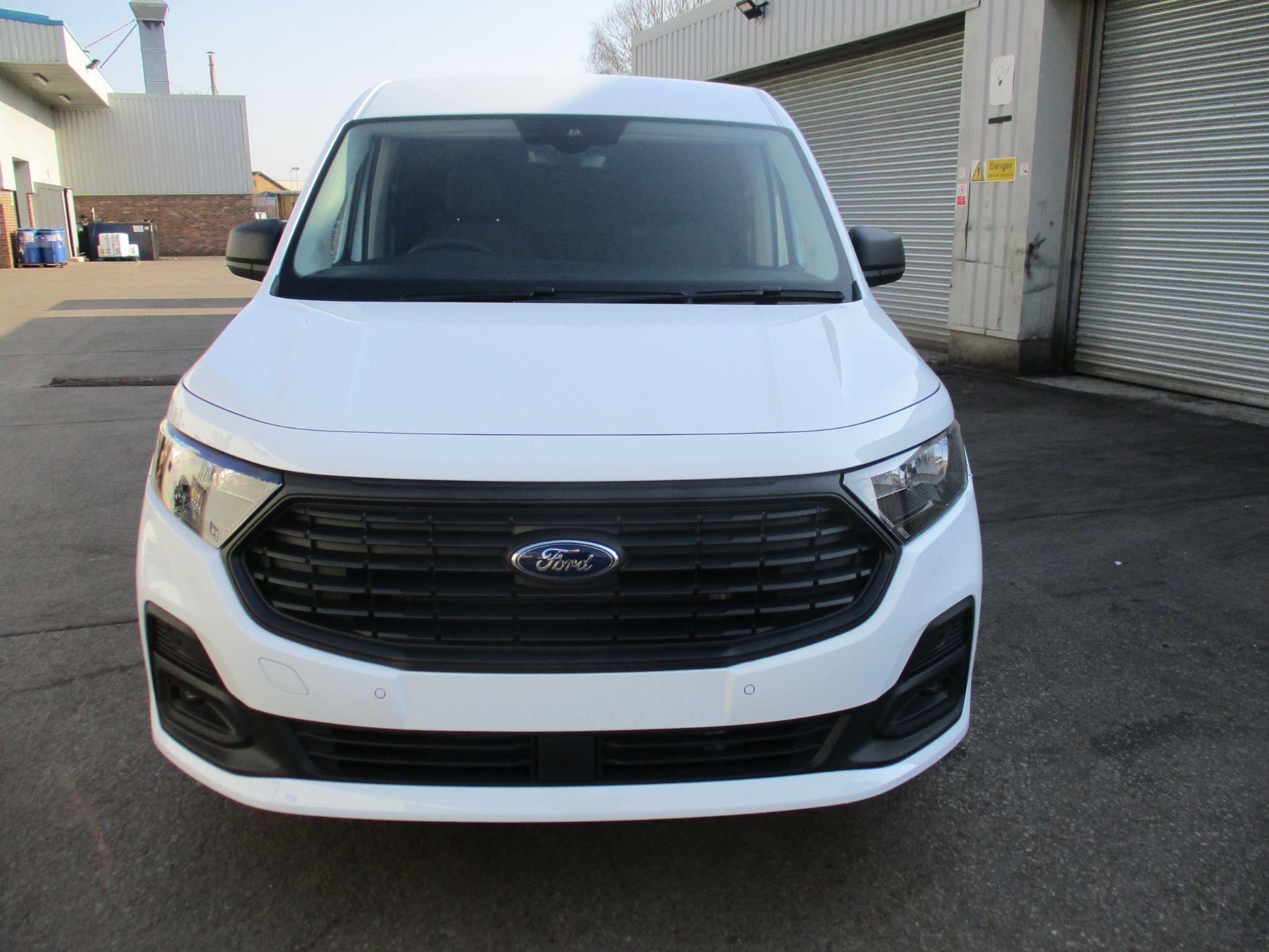 Ford Transit Connect Image 8