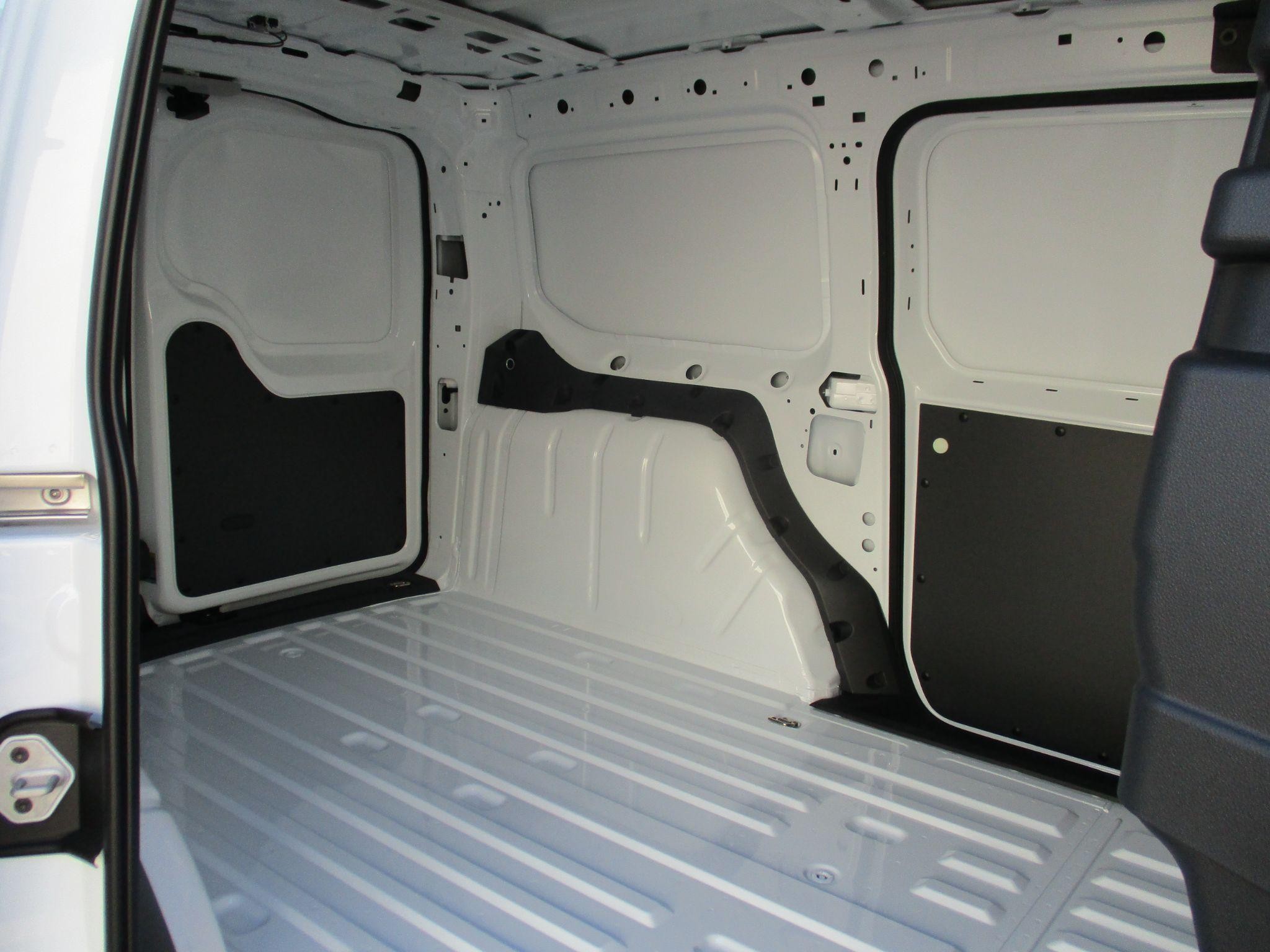 Ford Transit Connect Image 13