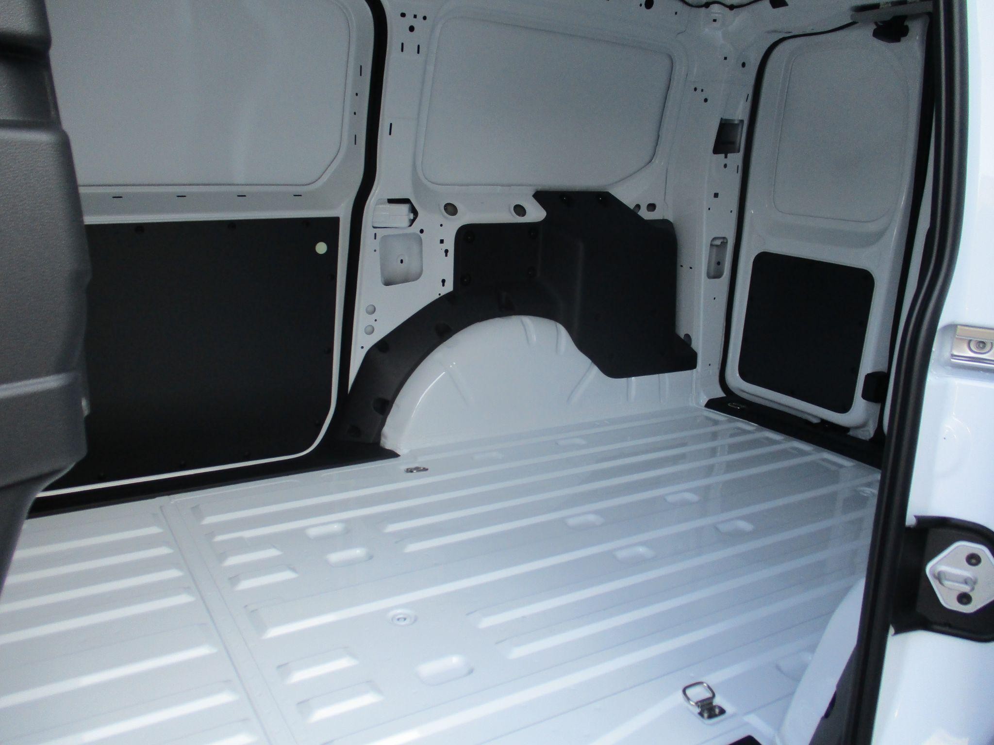Ford Transit Connect Image 15