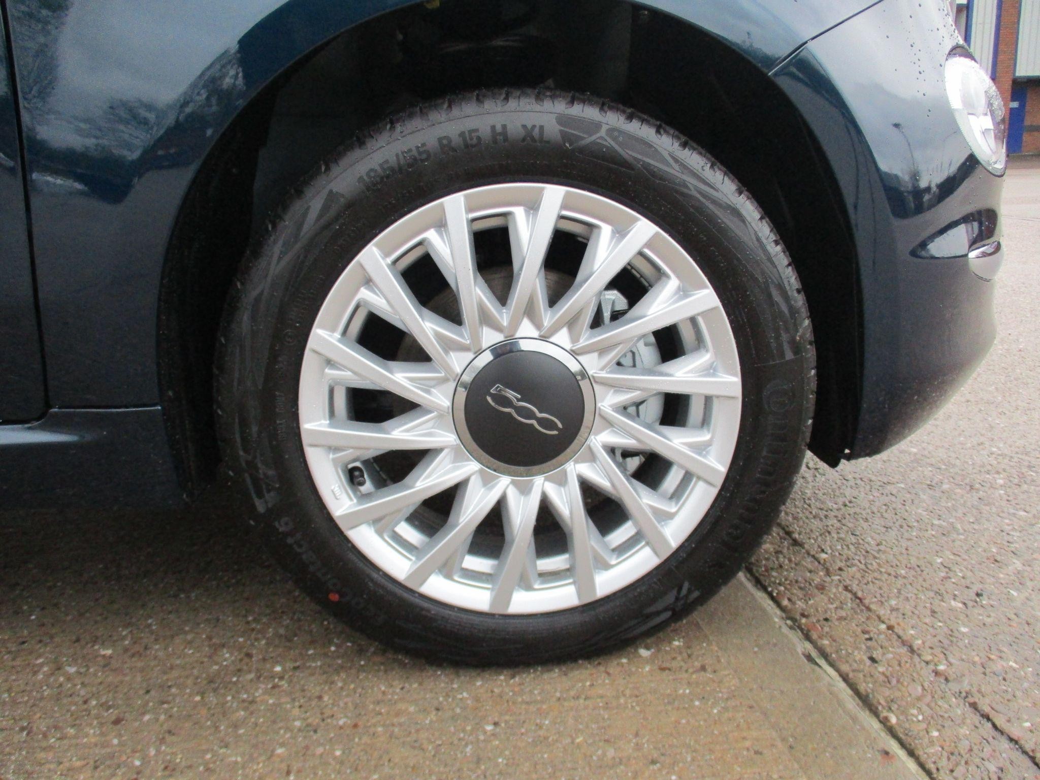 Fiat 500 Hybrid Image 11