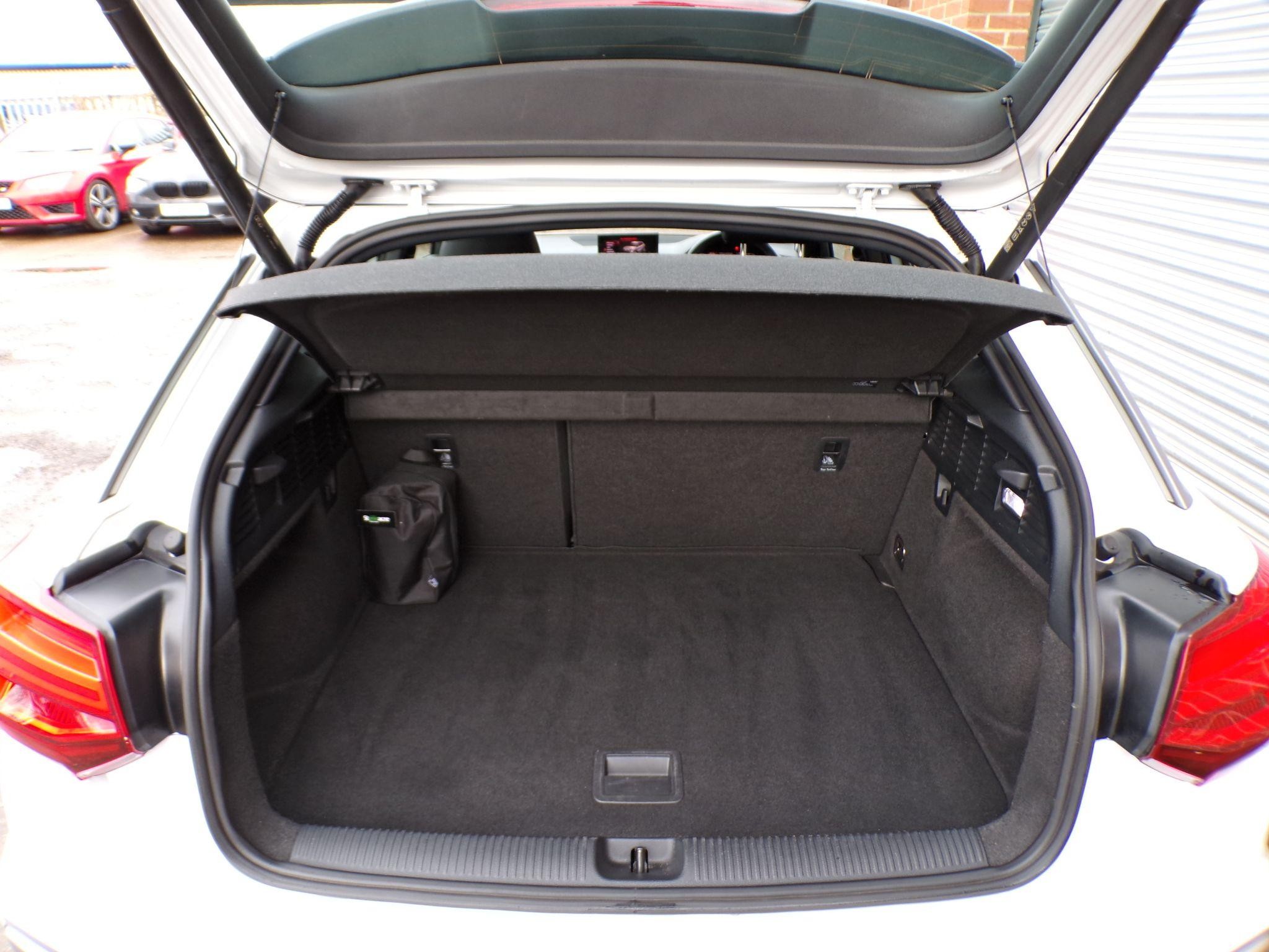 Audi Q2 Image 8