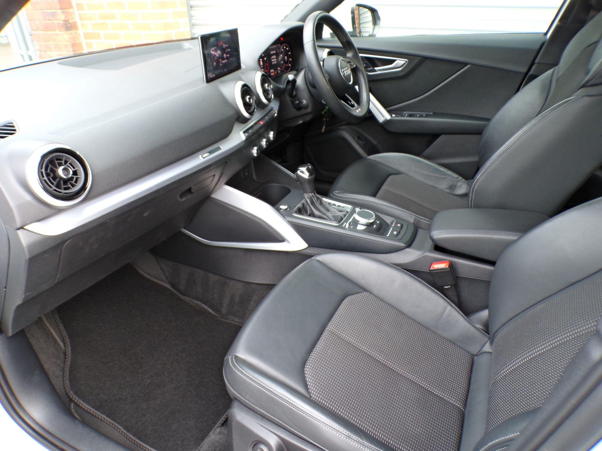 Audi Q2 Image 11