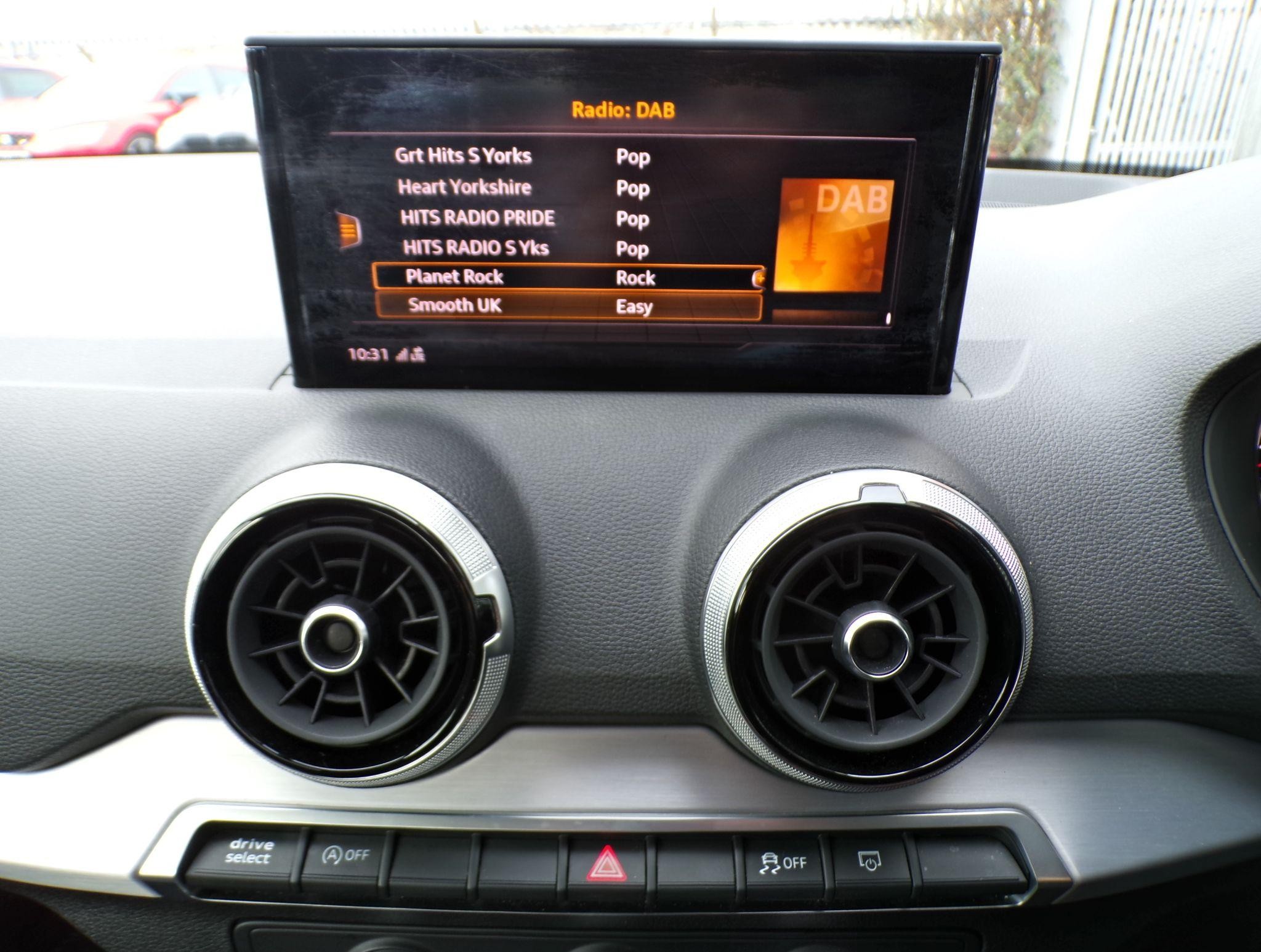 Audi Q2 Image 14