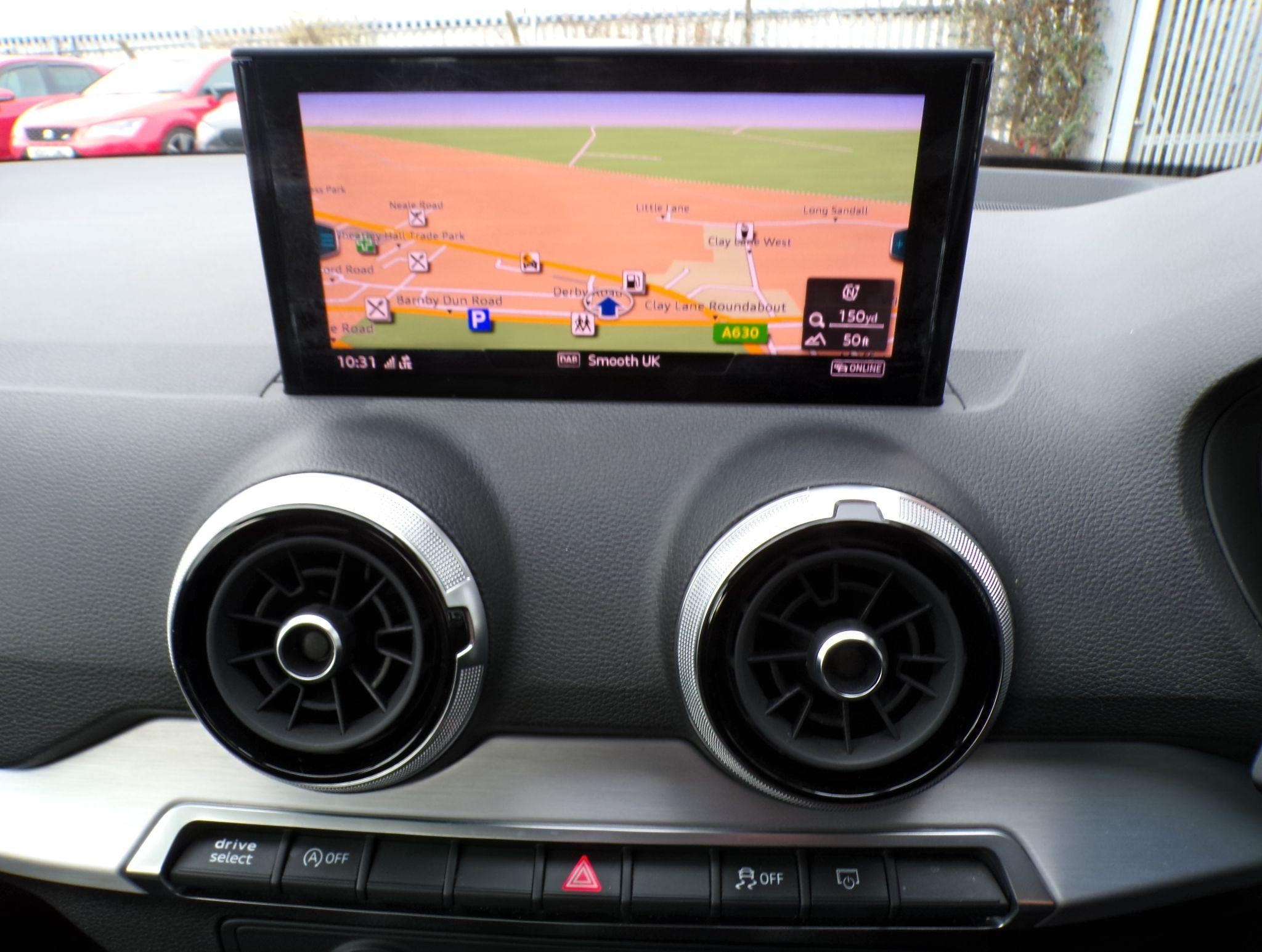Audi Q2 Image 15