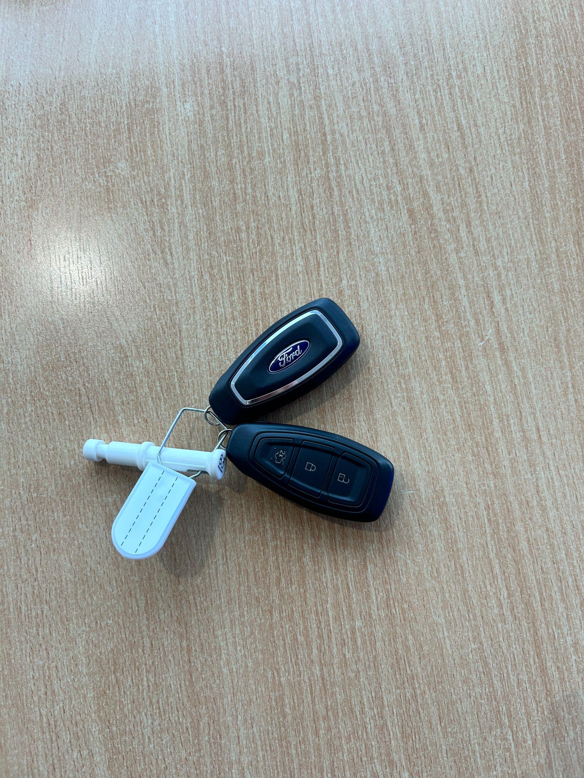 Ford Focus Image 16