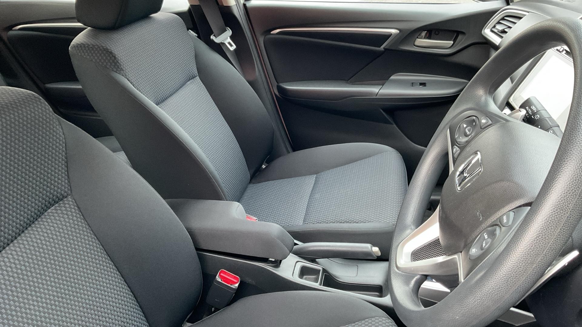 Honda Jazz Image 9