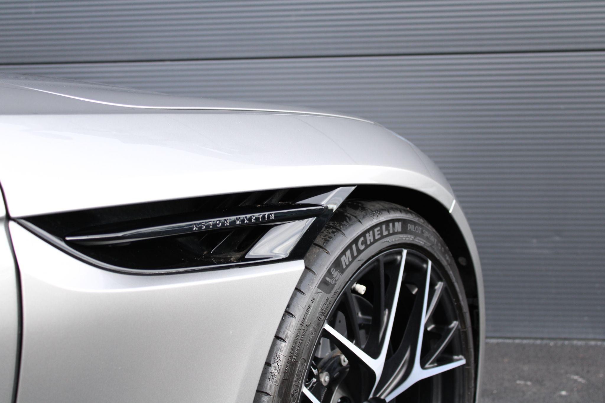 Aston Martin DB12 Image 24