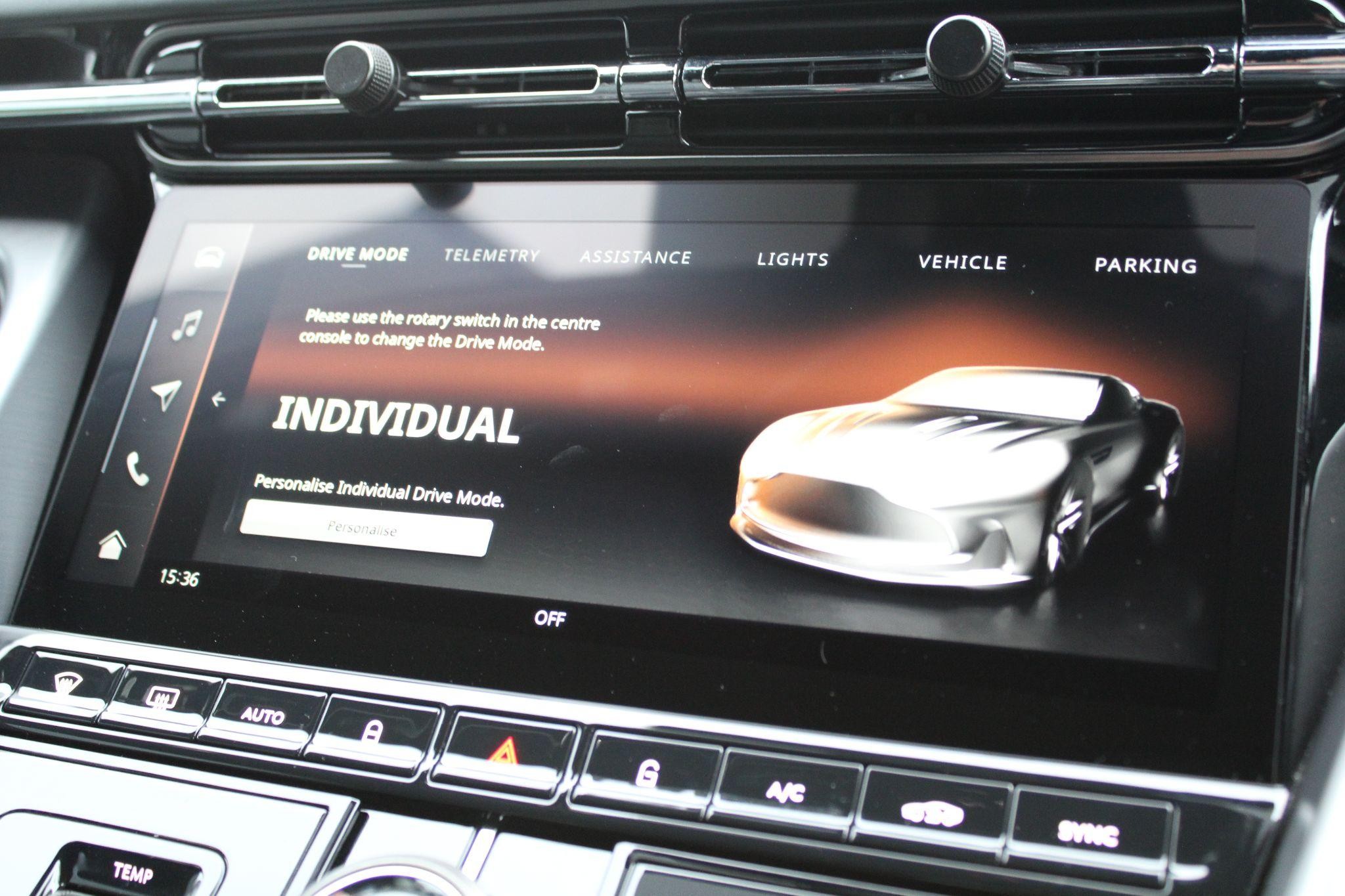 Aston Martin DB12 Image 28