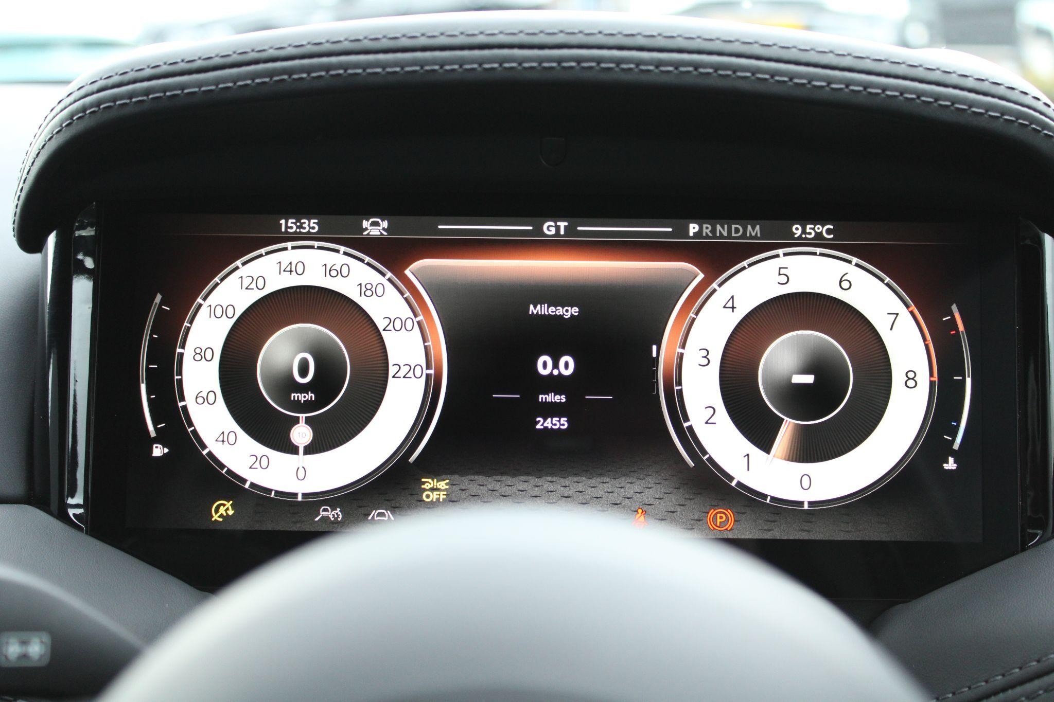 Aston Martin DB12 Image 30