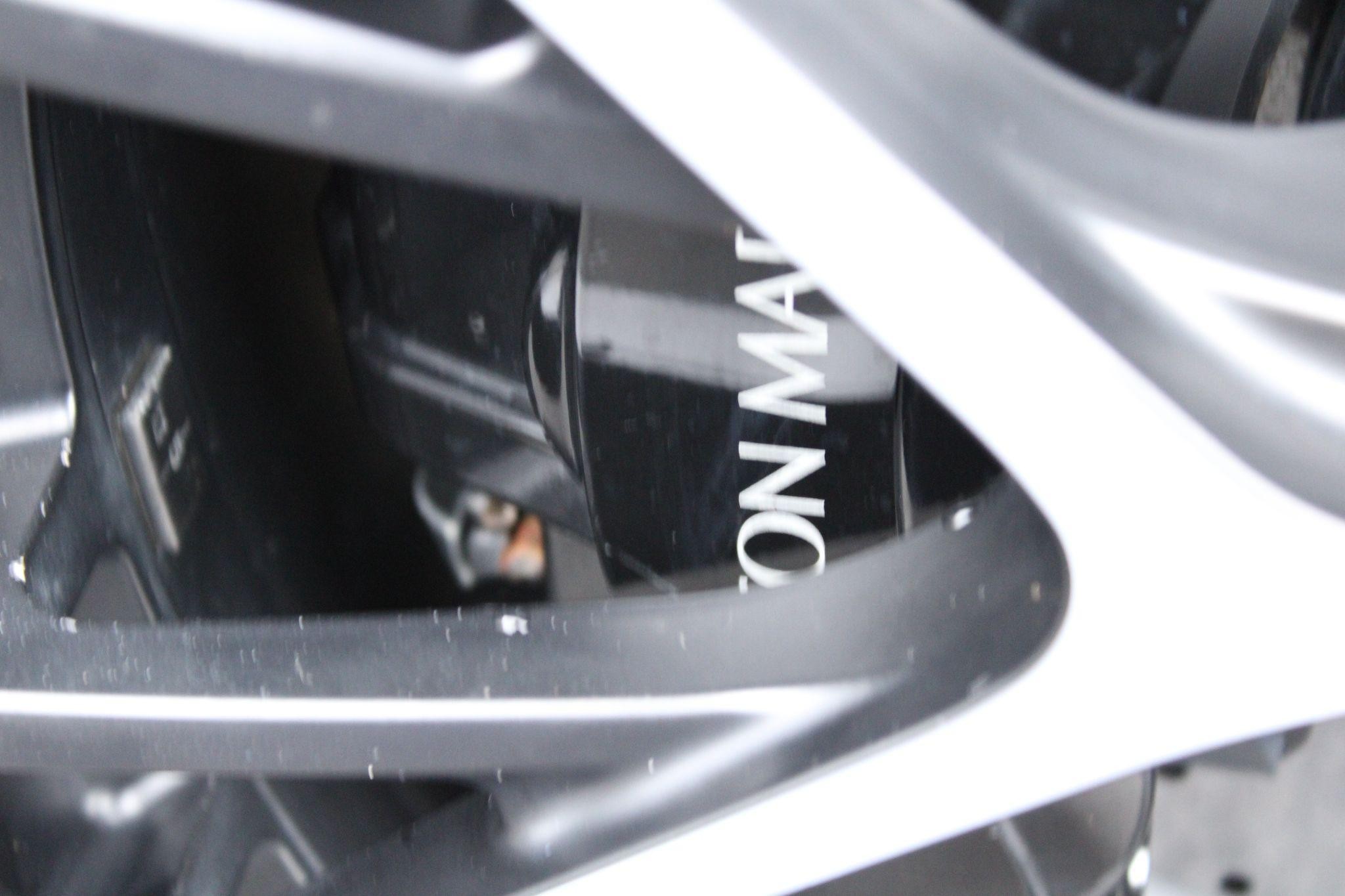 Aston Martin DB12 Image 36