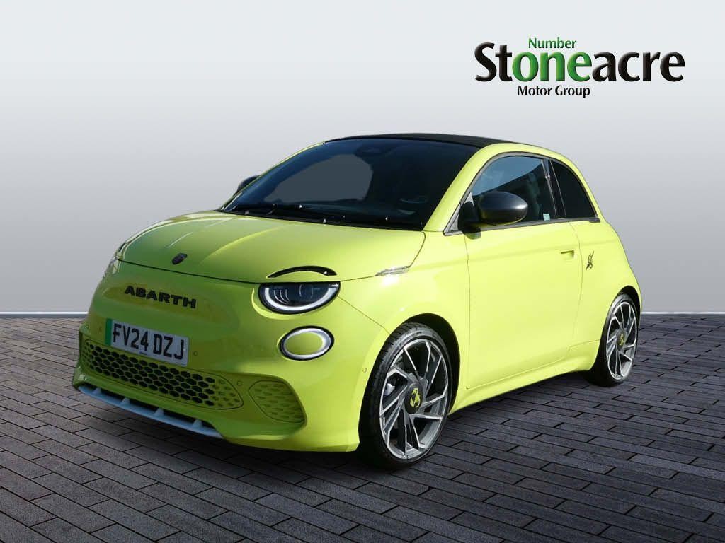 Abarth 500e Cabrio Image 9