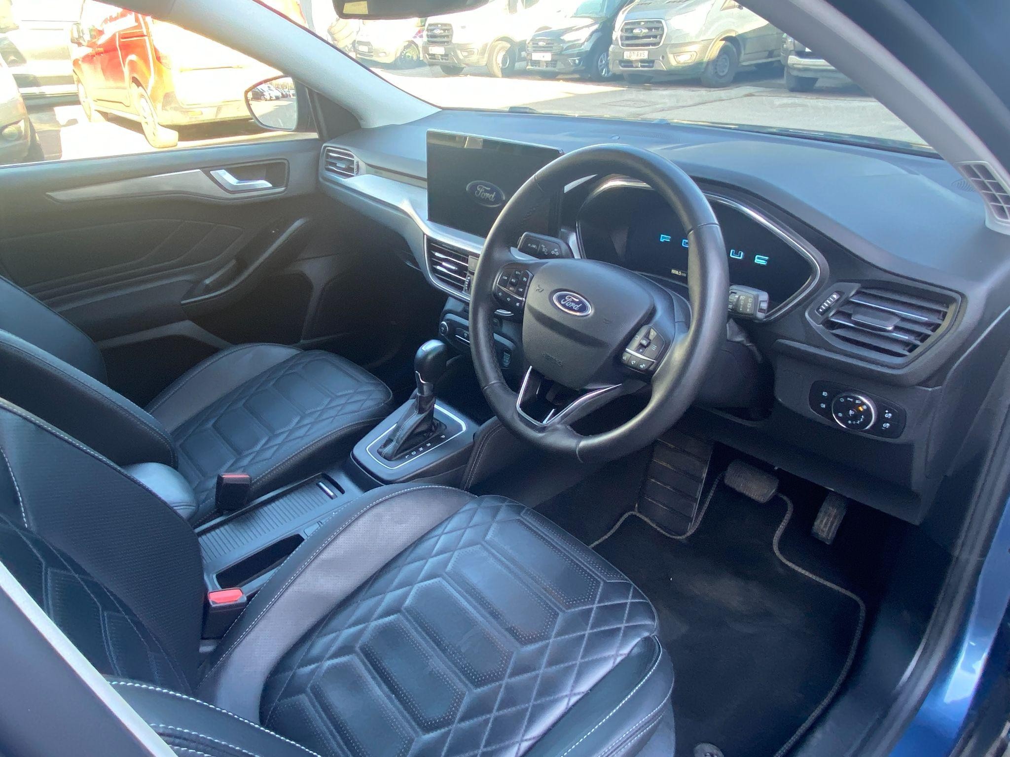 Ford Focus Image 13