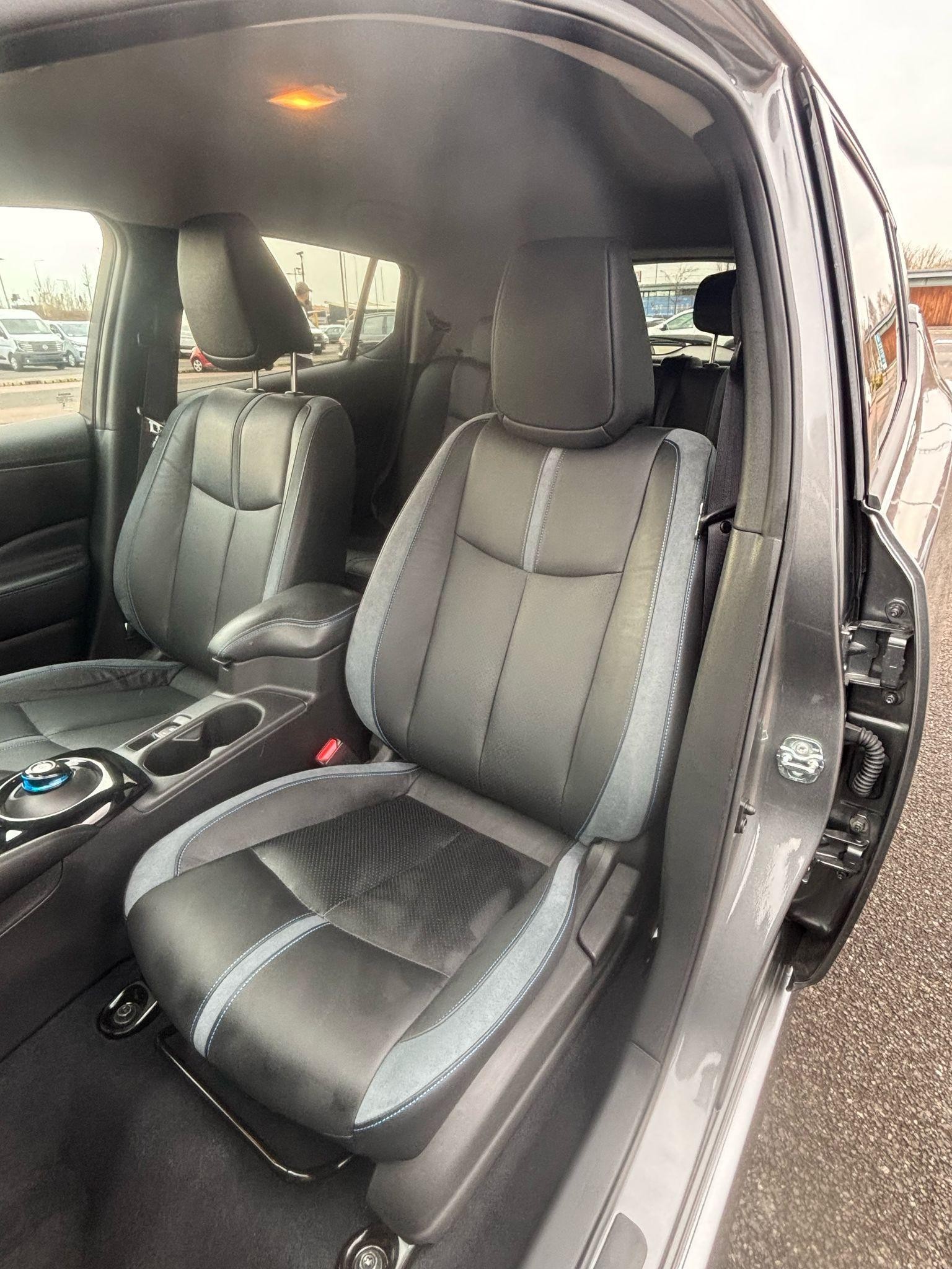 Nissan LEAF Image 13