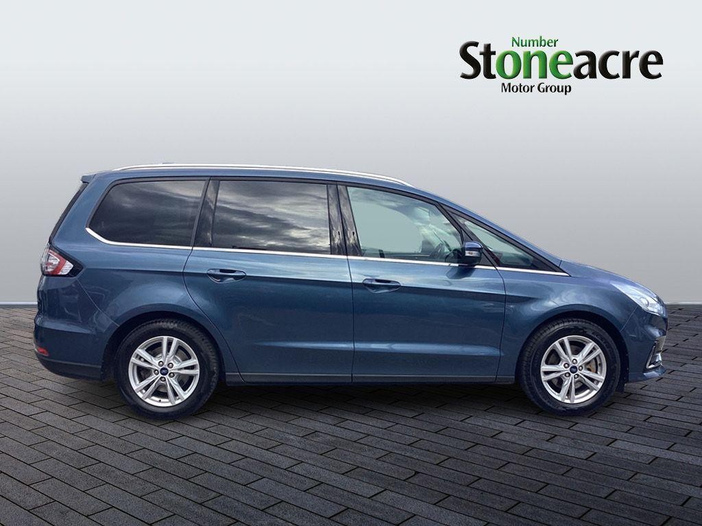 Ford Galaxy Image 2