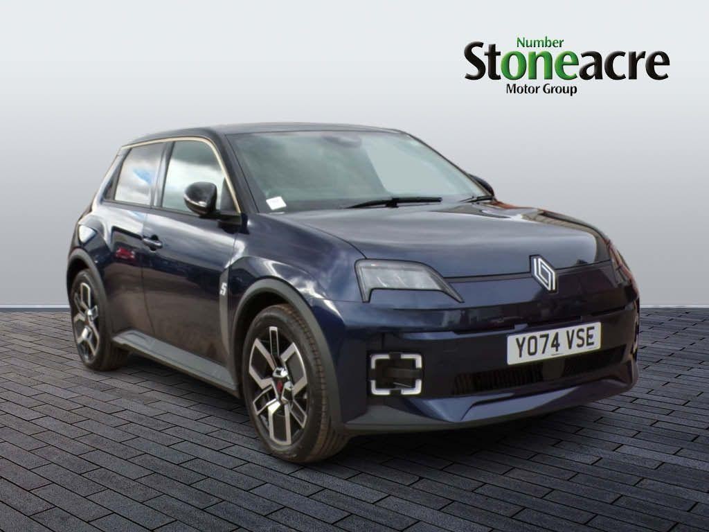 Renault 5 E-Tech electric Image 1