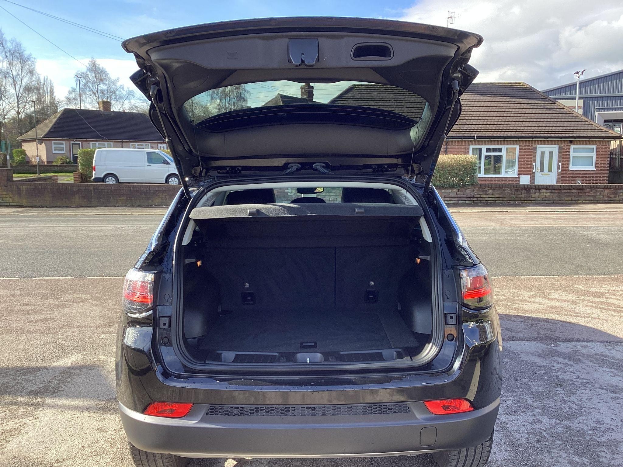 Jeep Compass Image 11