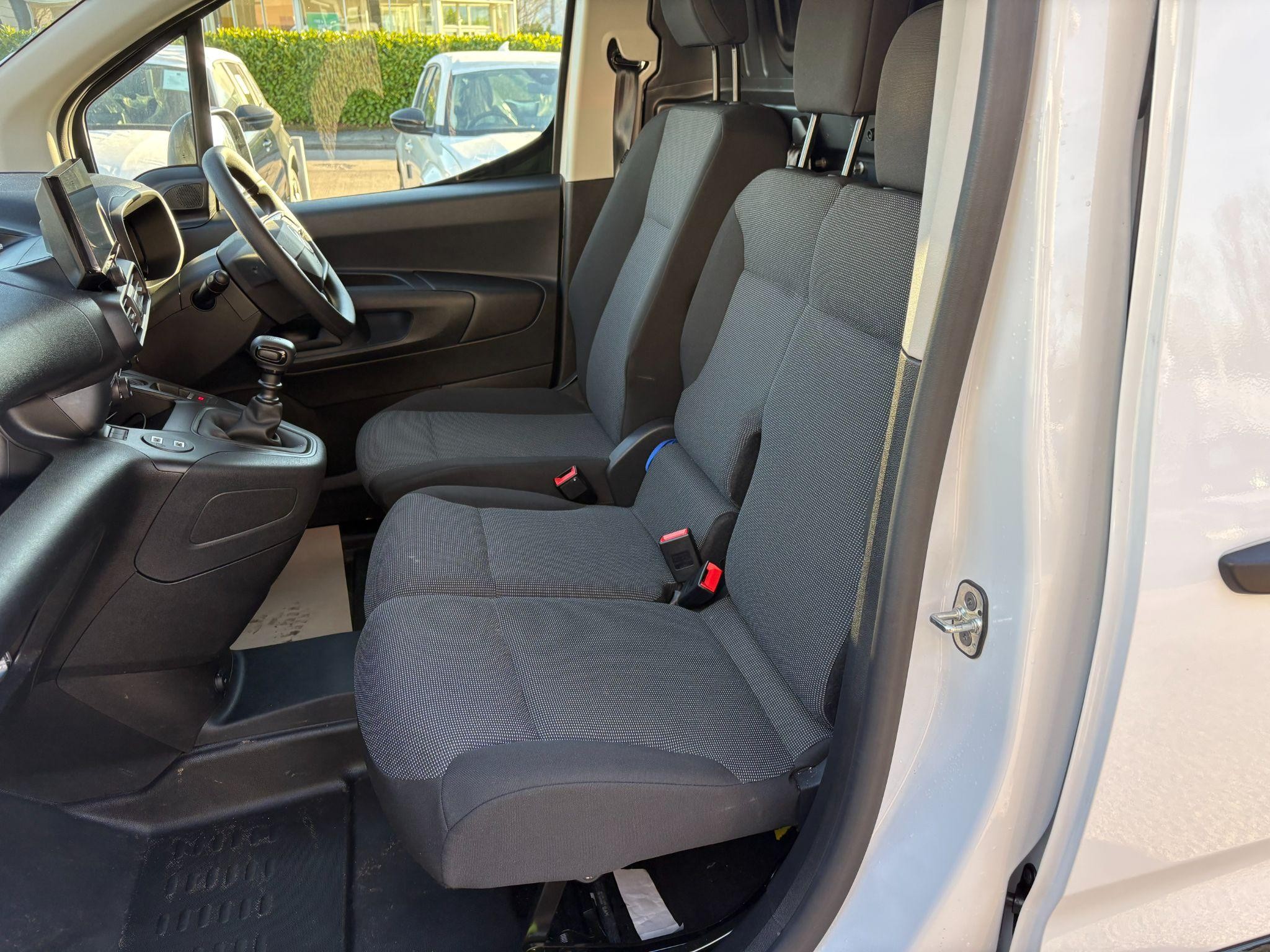 Citroen Berlingo Panel Van Image 11