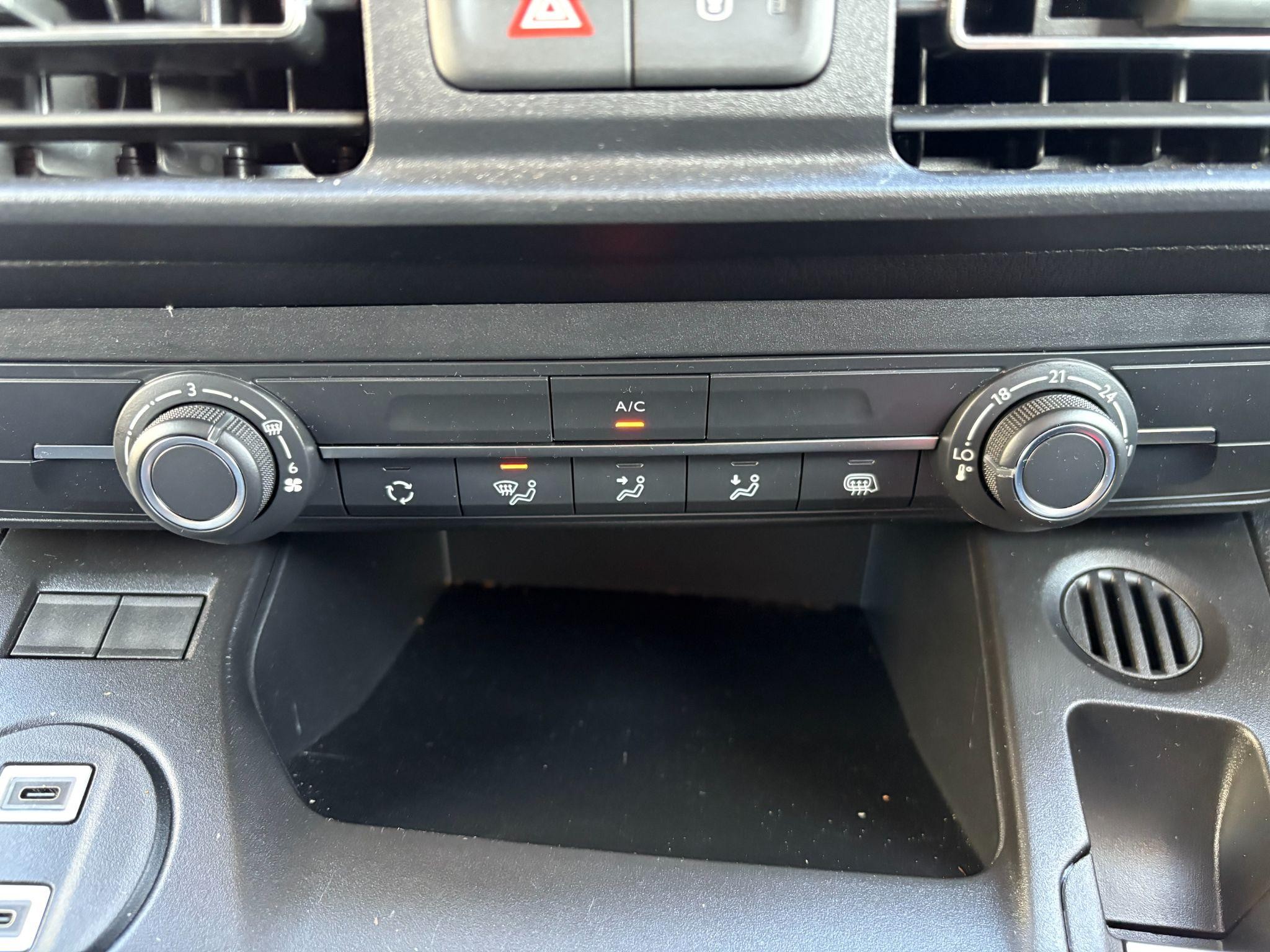 Citroen Berlingo Panel Van Image 21