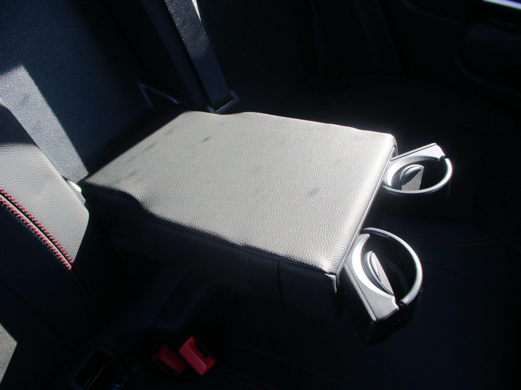 Mercedes-Benz EQA Image 13