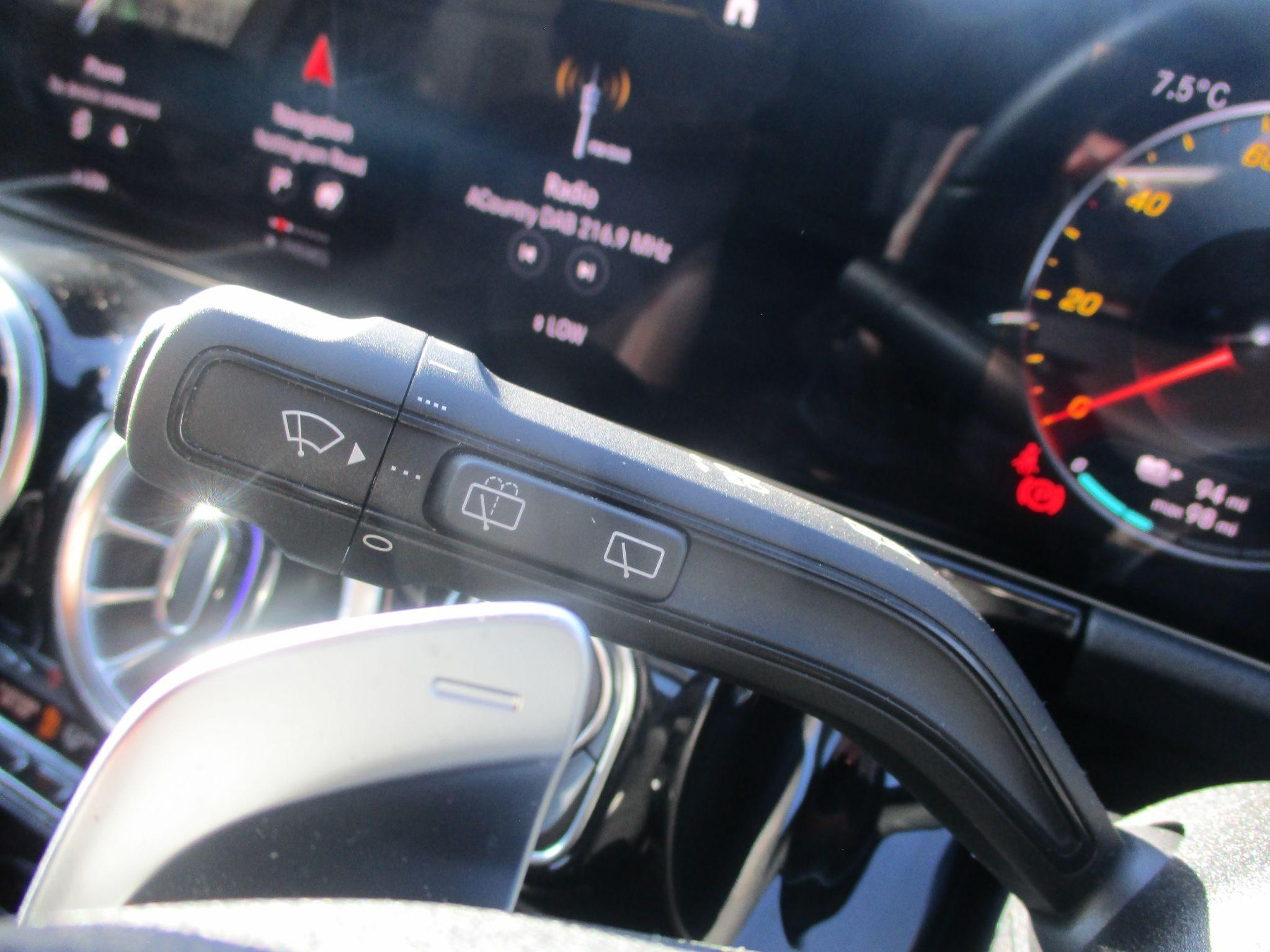 Mercedes-Benz EQA Image 25