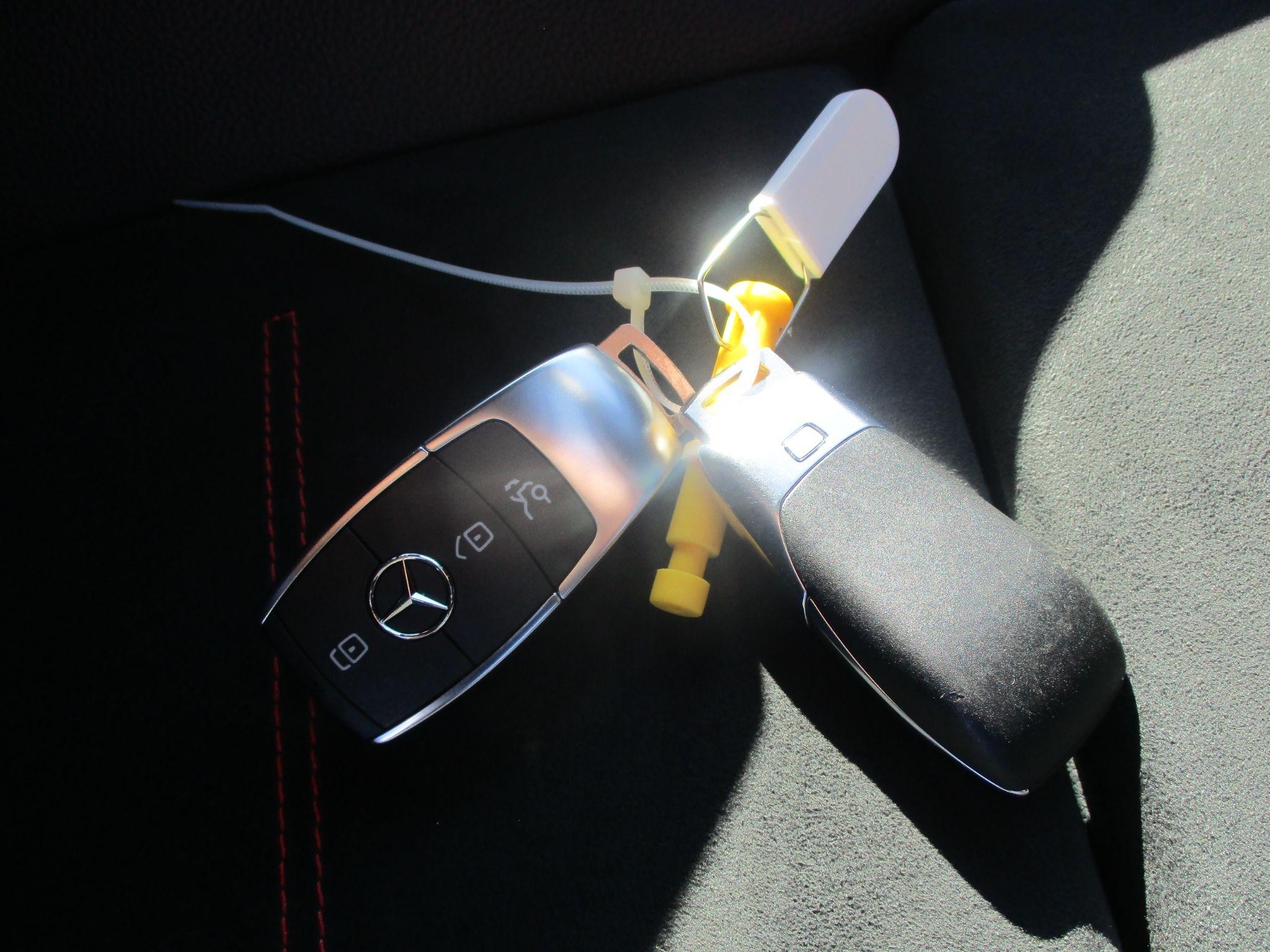 Mercedes-Benz EQA Image 38